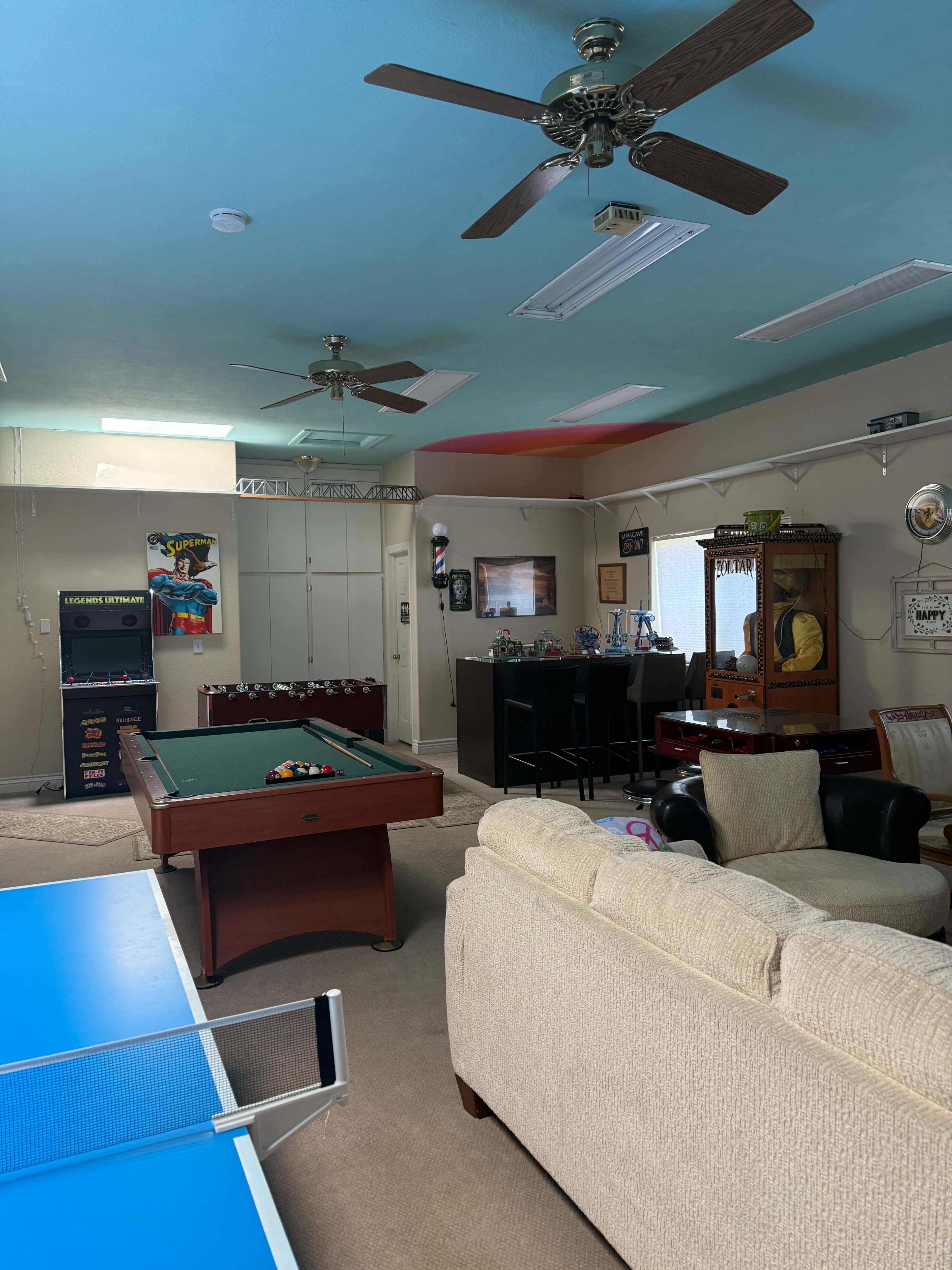 Suburban Karaoke / Game Room Image in San Martin, San Martin, CA