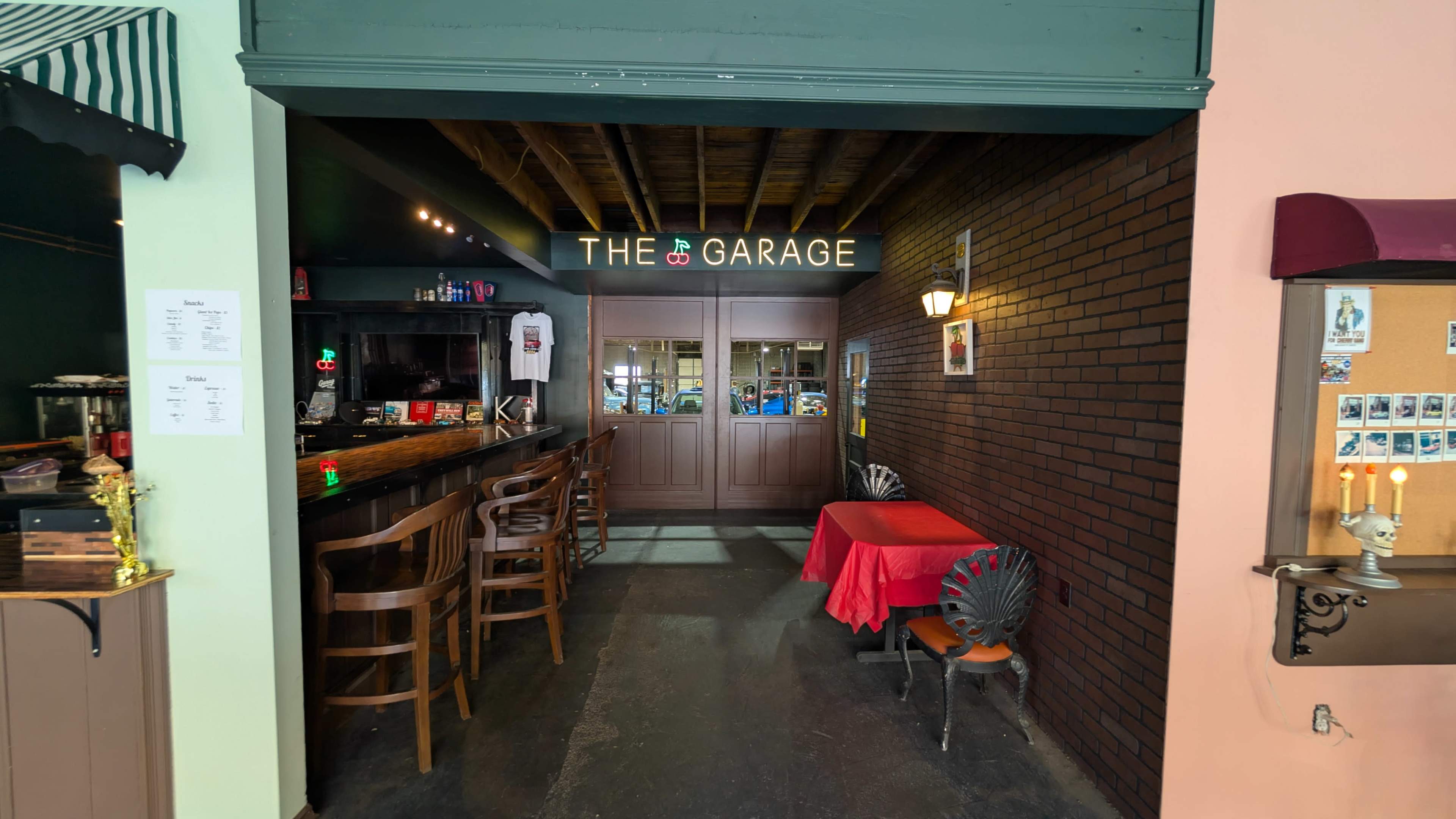 Midtown Cafe & Automotive Gallery Image in Midtown, St. Louis, MO