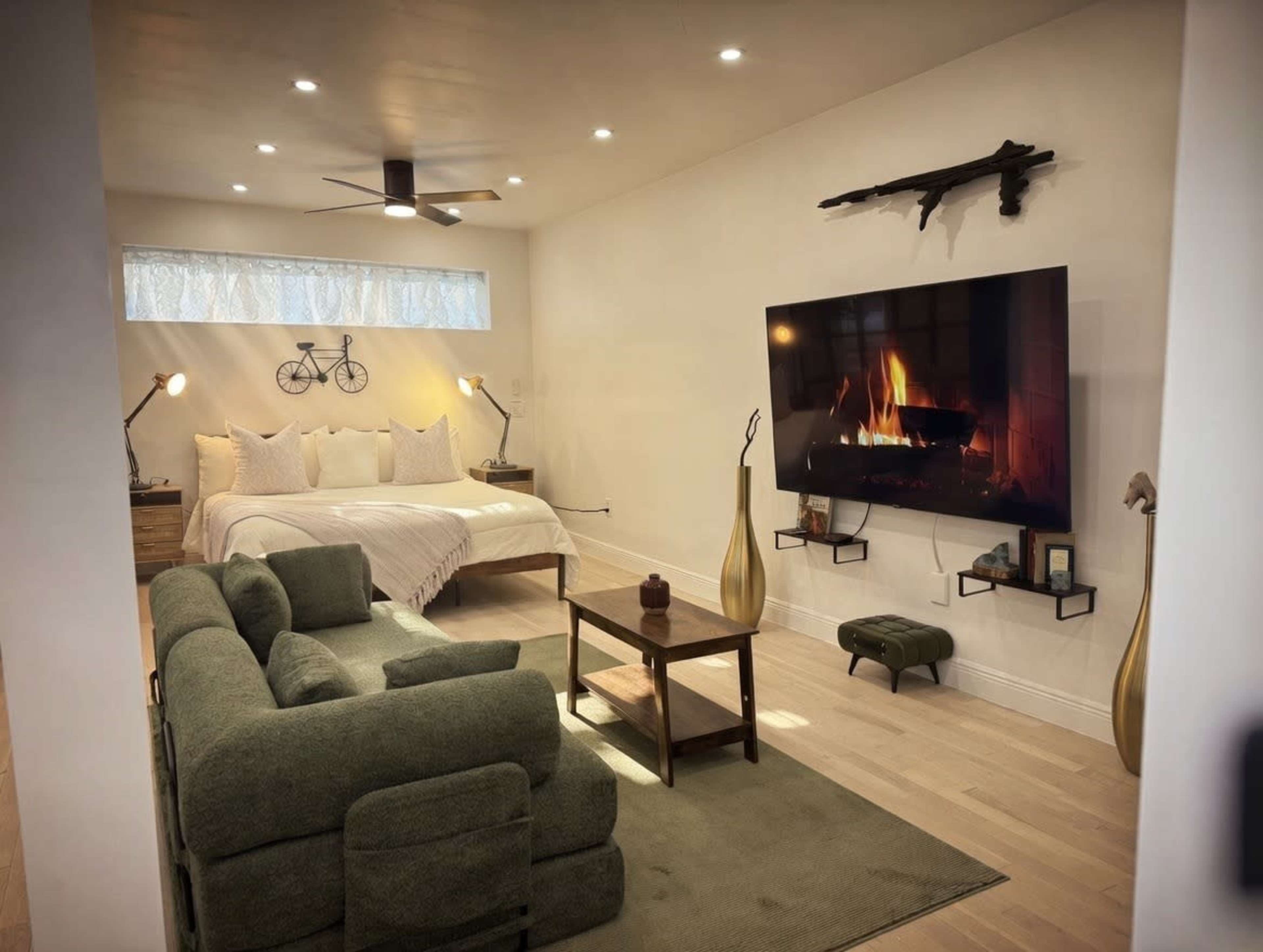 Studio Havana Image in Highland Townsite, Highlands, TX