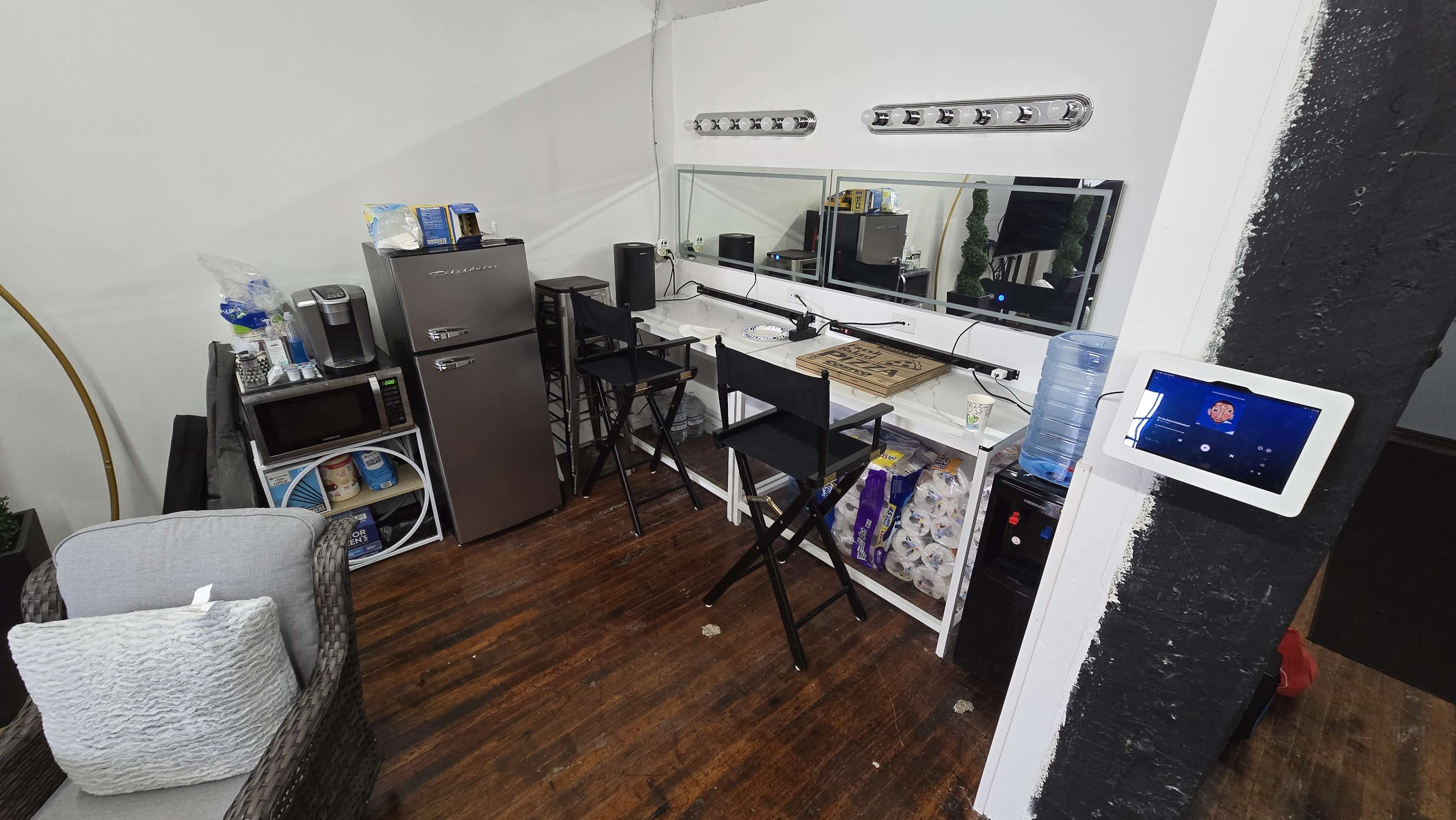 Nfinity Studios | The Fashion Week Lounge Image in Camp Washington, Cincinnati, OH