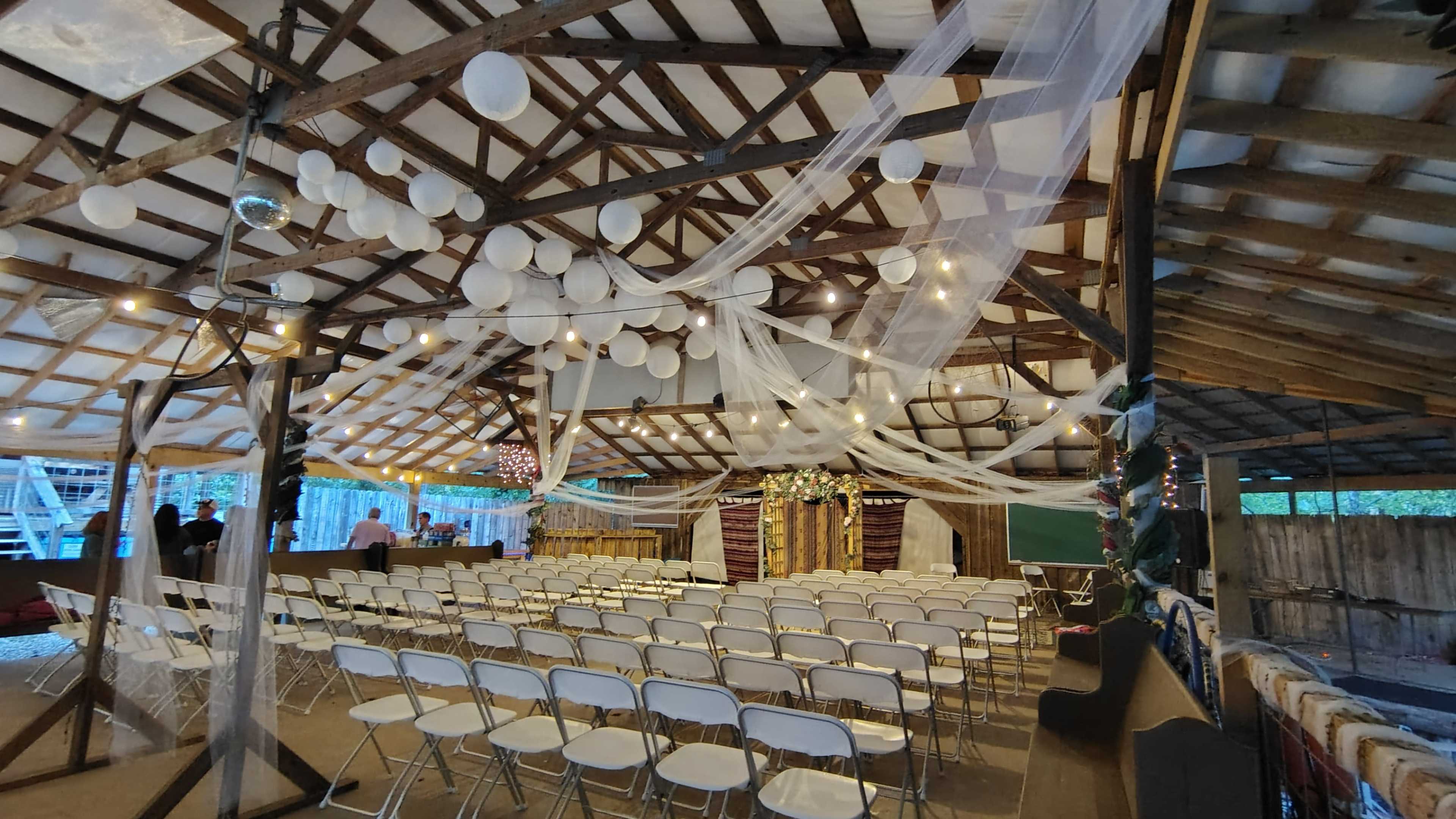 Outdoor Pavilion on a Hundred-Acre Farm Image in , Berea, KY