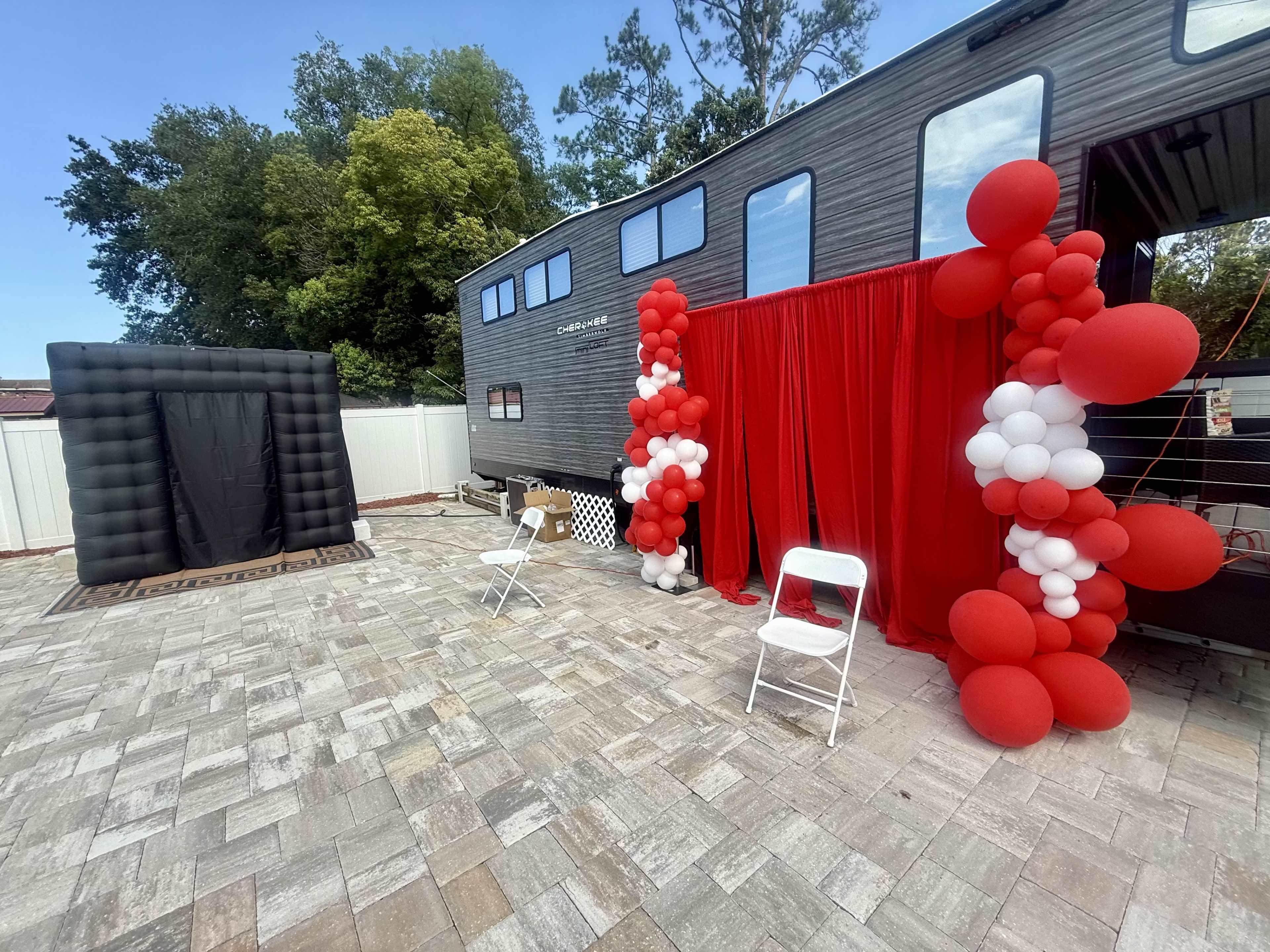 The Arlington Backyard Oasis – Private Outdoor Retreat with Poolside Vibes, Movies & Game Nights Image in Arlingwood, Jacksonville, FL