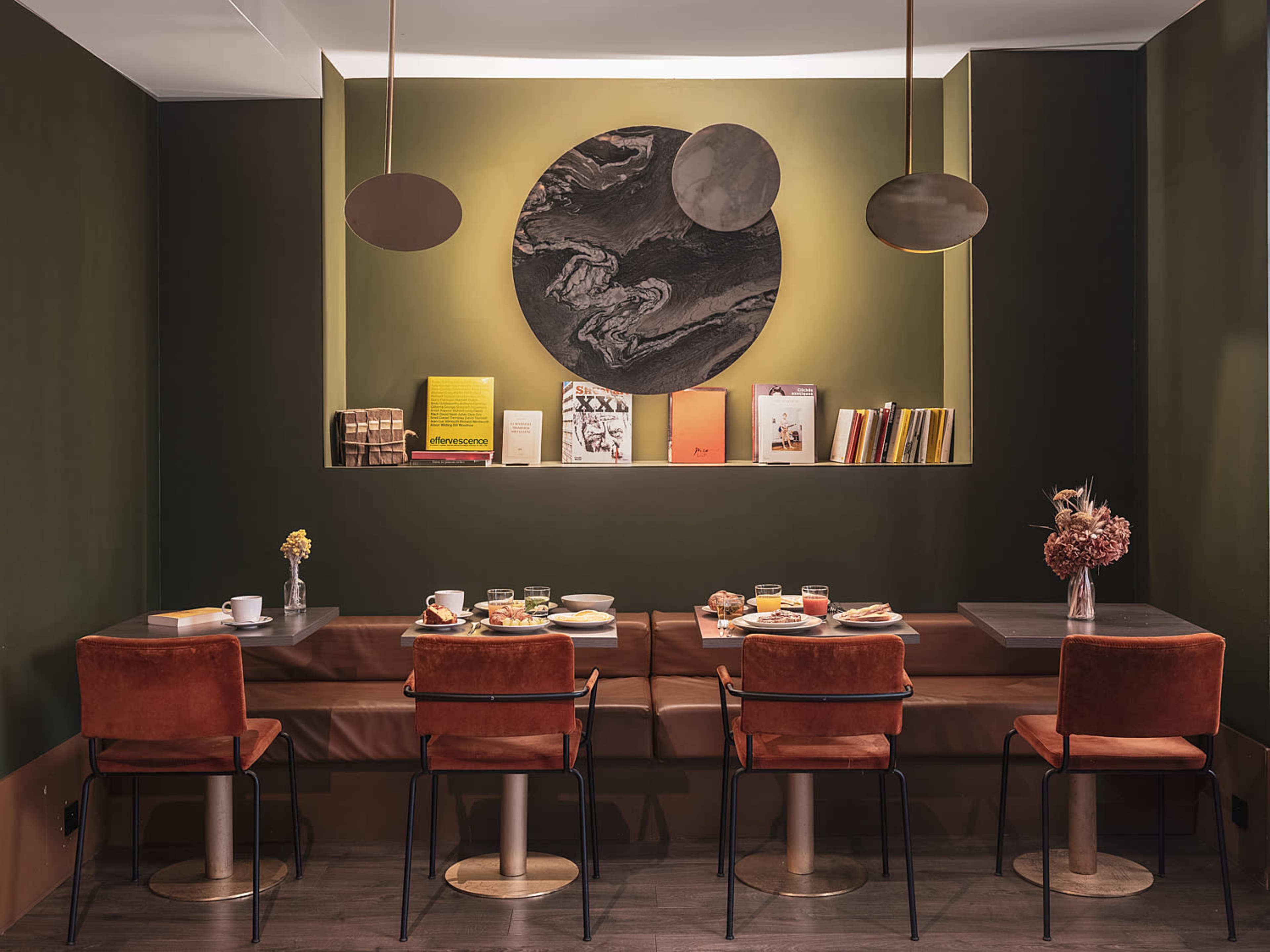 Salle avec Patio végétalisé à 2 pas de Montparnasse Image dans Plaisance, Paris, 