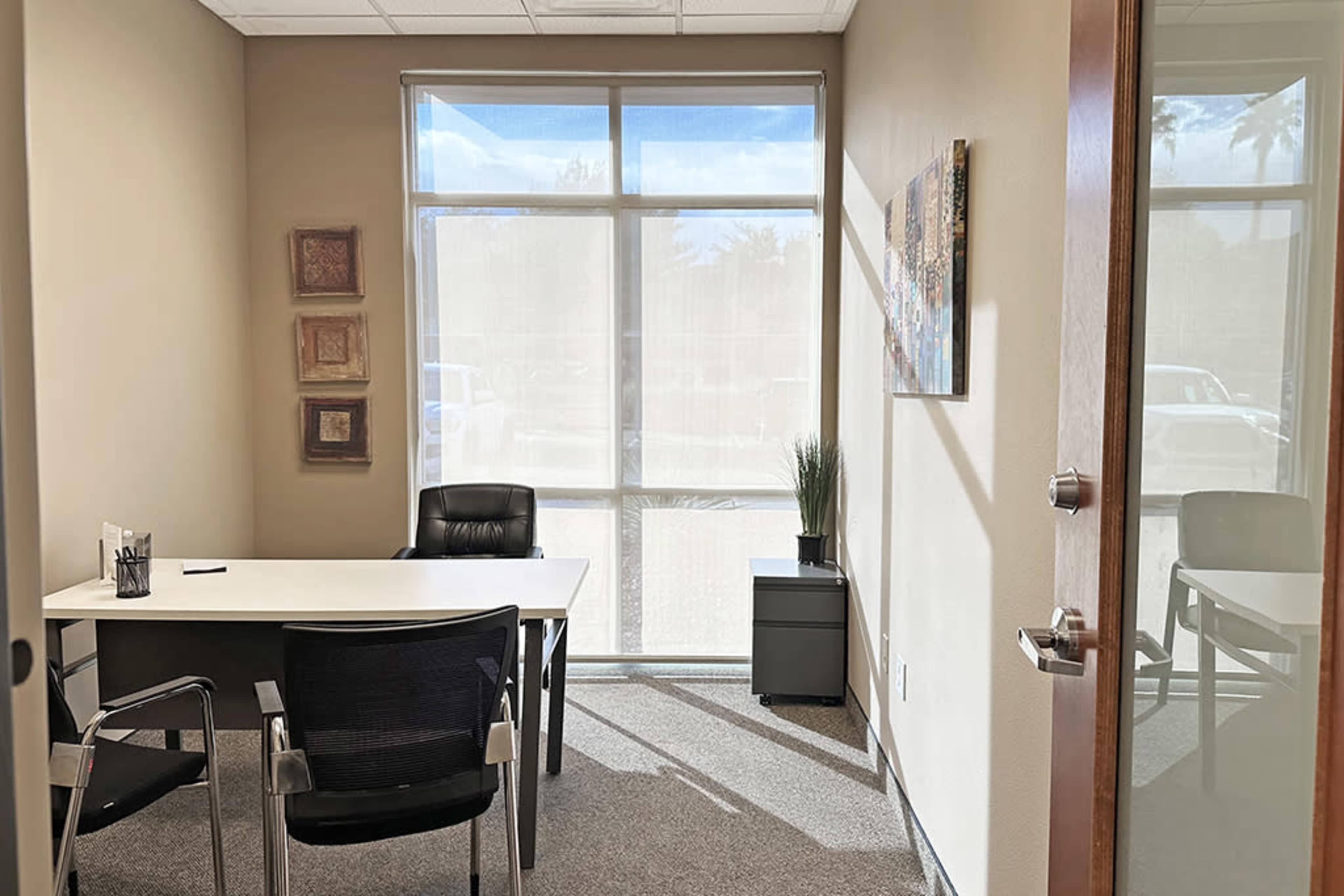 Henderson Private Office: Meetings, quiet work space, modern look Image in Gibson Springs, Henderson, NV