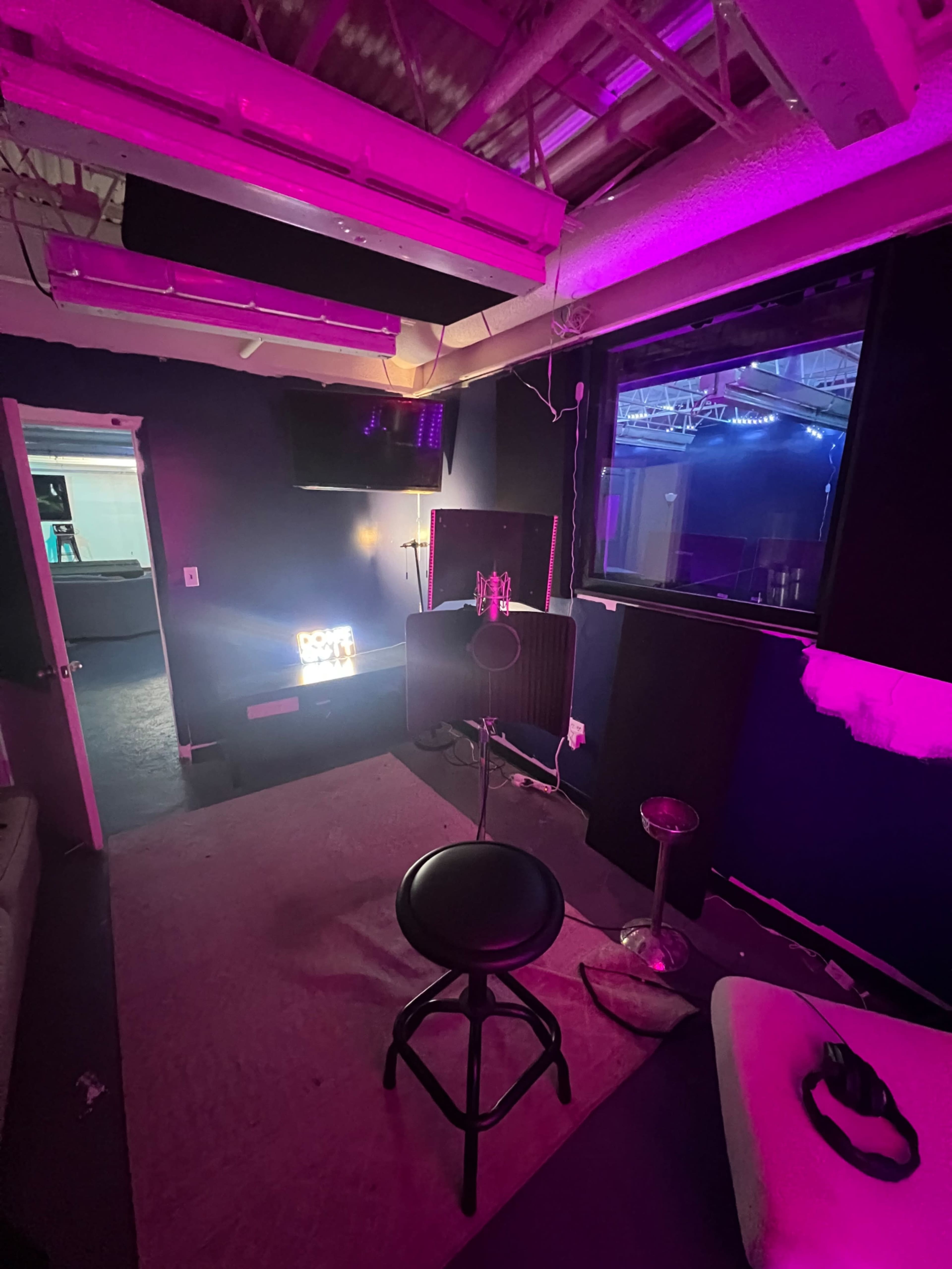 Room 557 Image in Lincoln Park, yonkers, NY