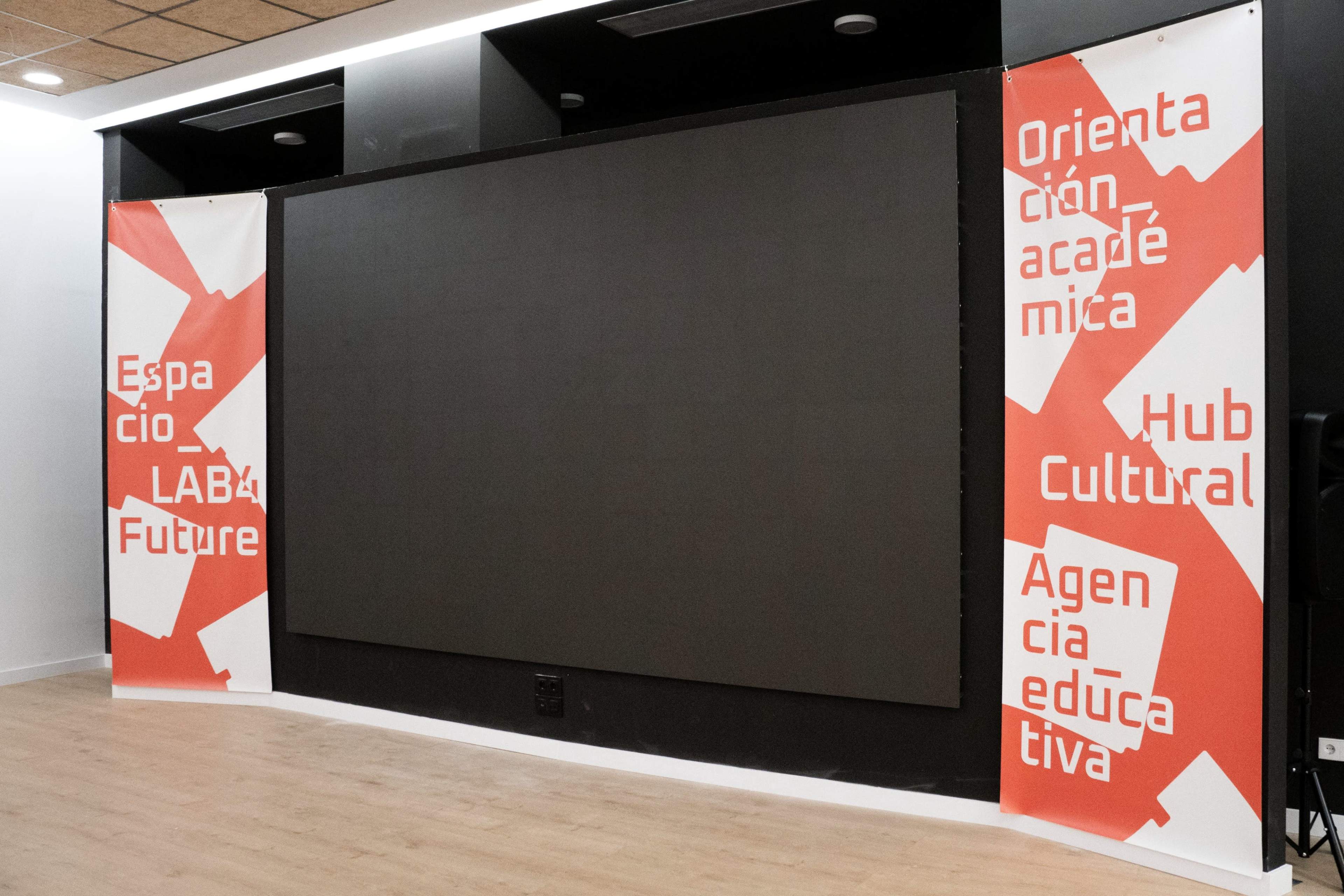 Ágora con gran capacidad en el centro de Madrid en Espacio_LAB4Future, Sala Angular. Image in Palos de la Frontera, Madrid, M