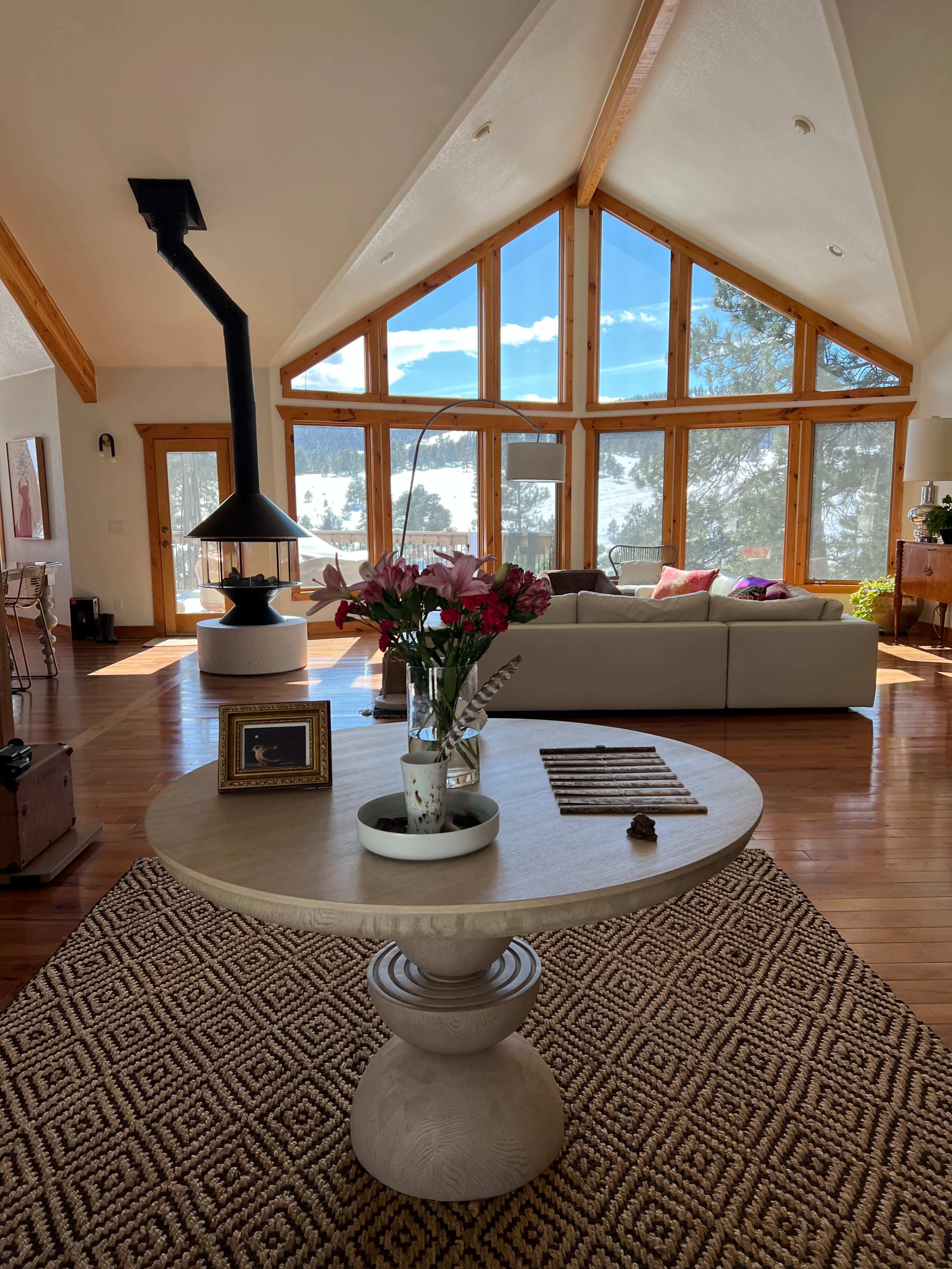 Modern mountain house 20 minutes outside the city on Lookout Mountain with gorgeous views Image in Mount Vernon, Golden, CO