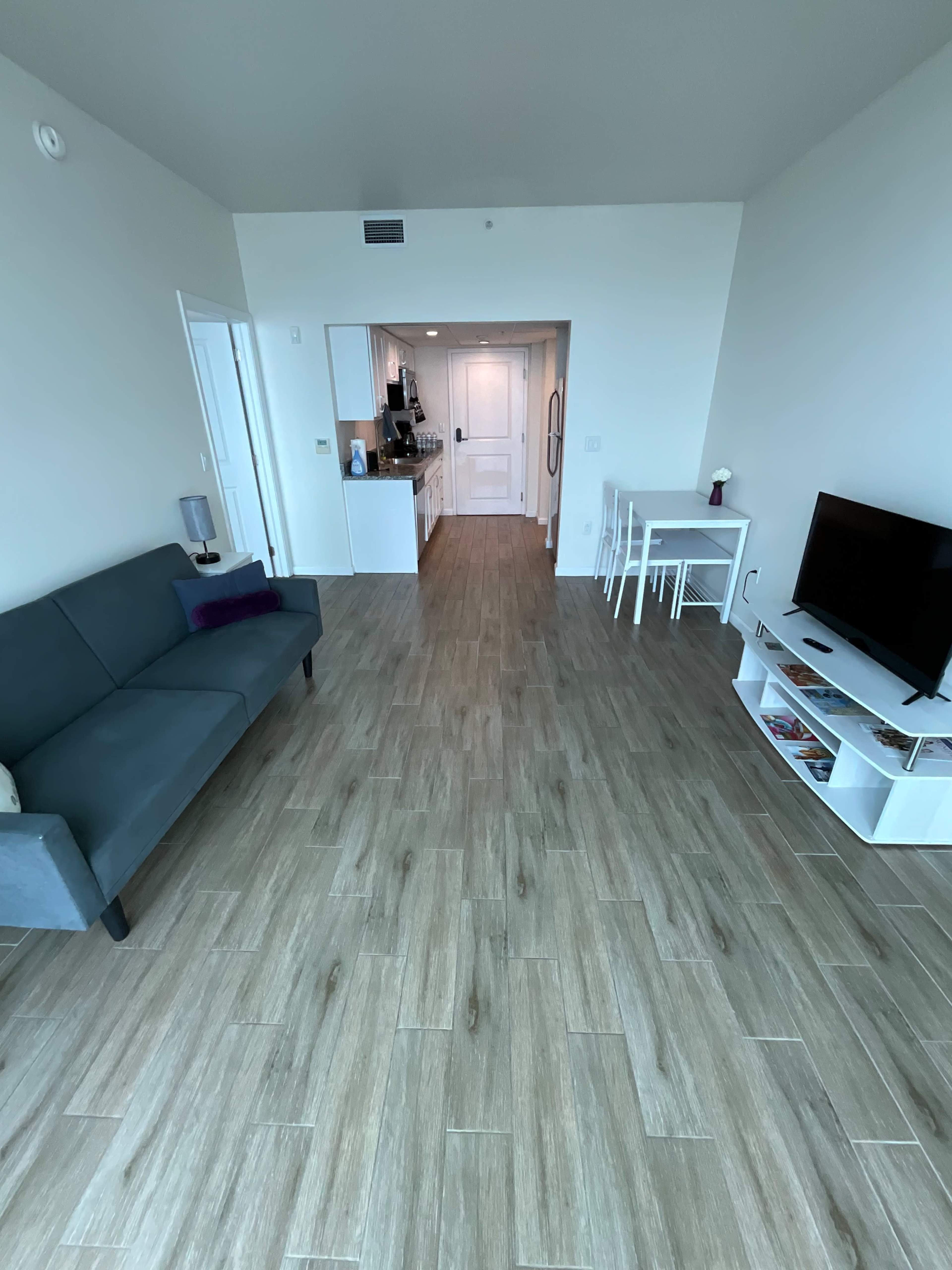 Bright Modern Waterfront Penthouse | Content Creator Friendly Image in Fort Myers, Fort Myers, FL