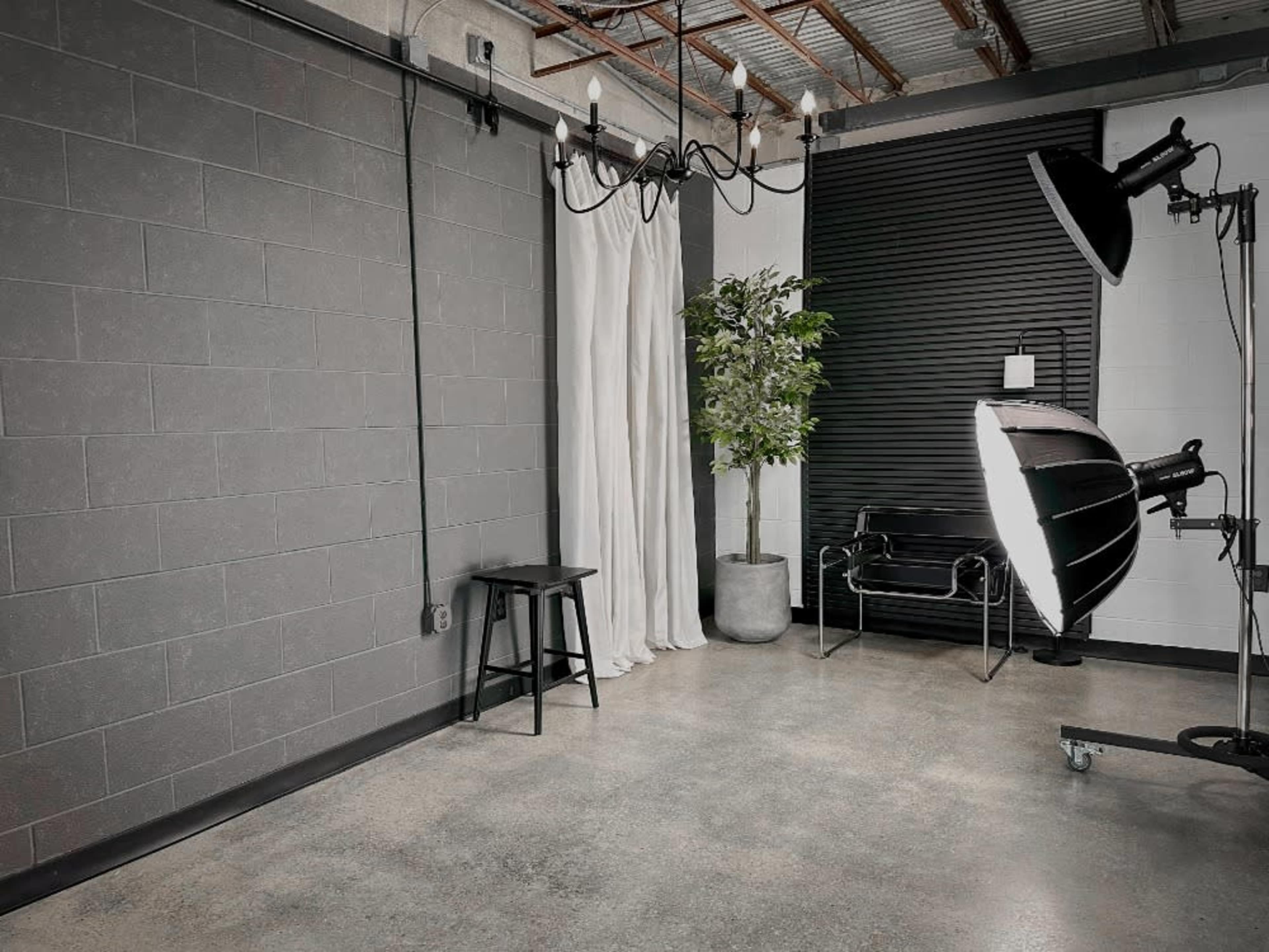 Open-Concept Studio Floor Plan