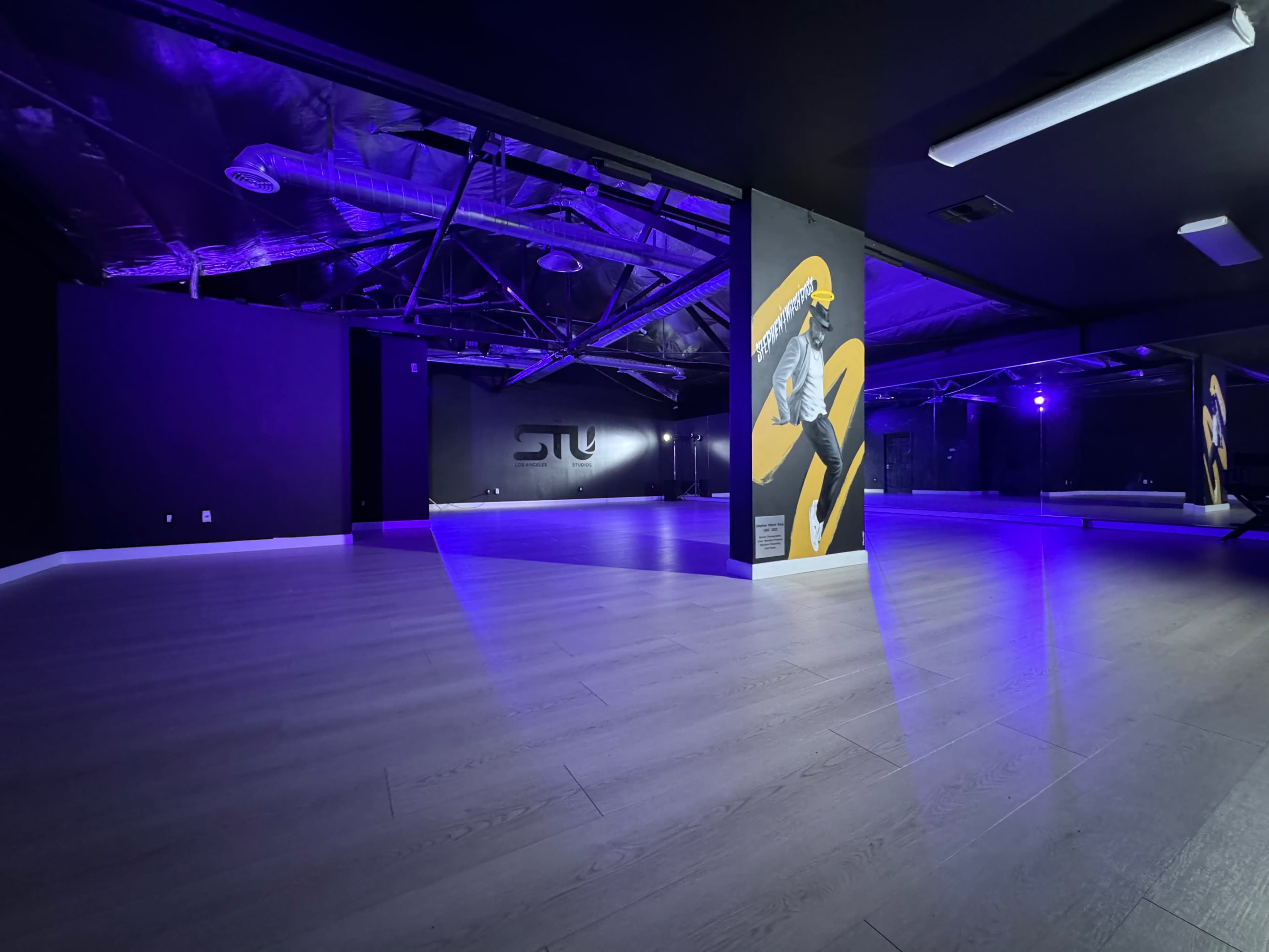 Private Dance Studio Compound in Burbank Image in Burbank, Burbank, CA