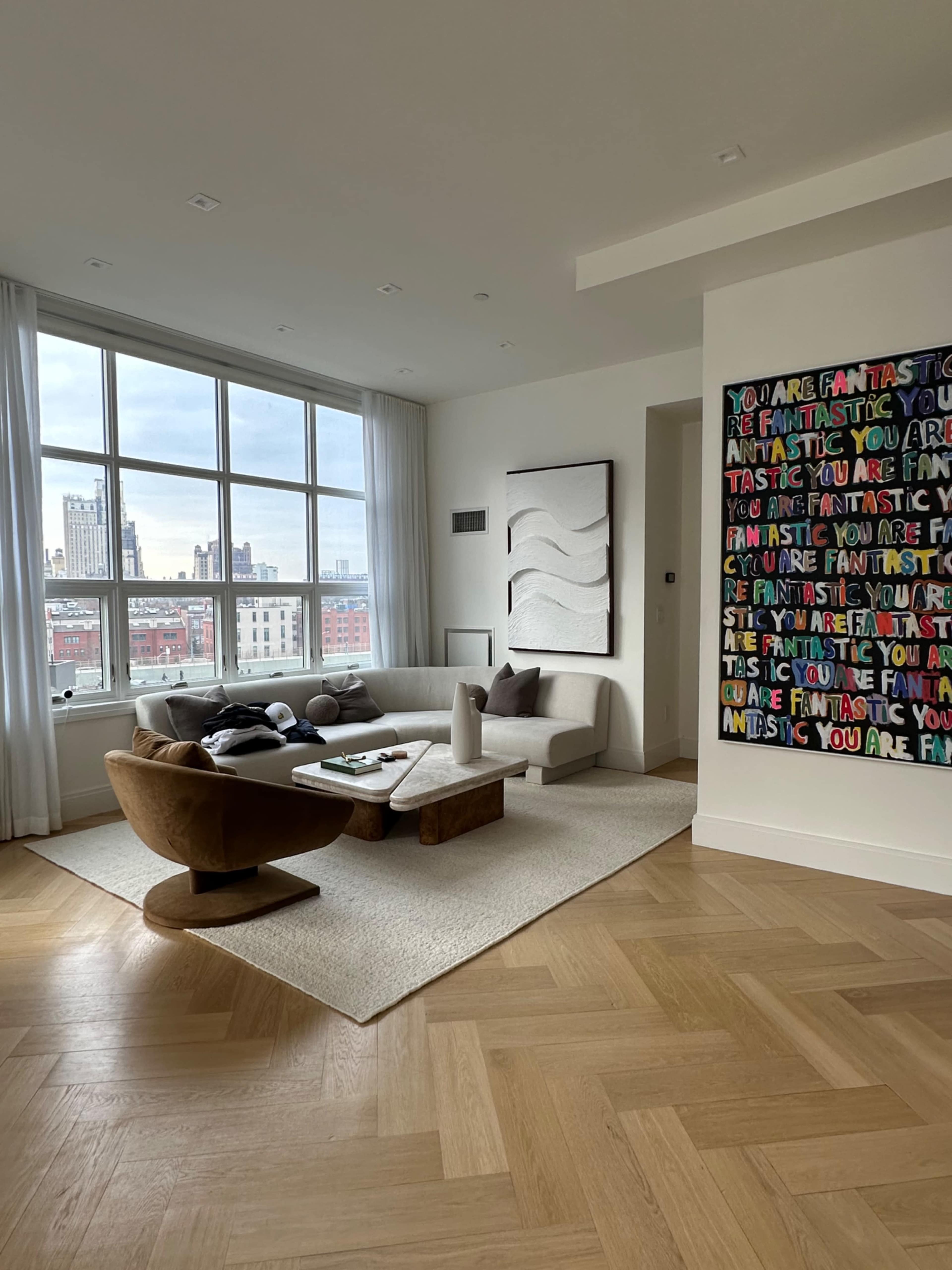 Dumbo Brooklyn, 3 bedroom apartment with rooftop, modern with massive windows and natural light and view of Brooklyn. Image in Dumbo, Brooklyn, NY