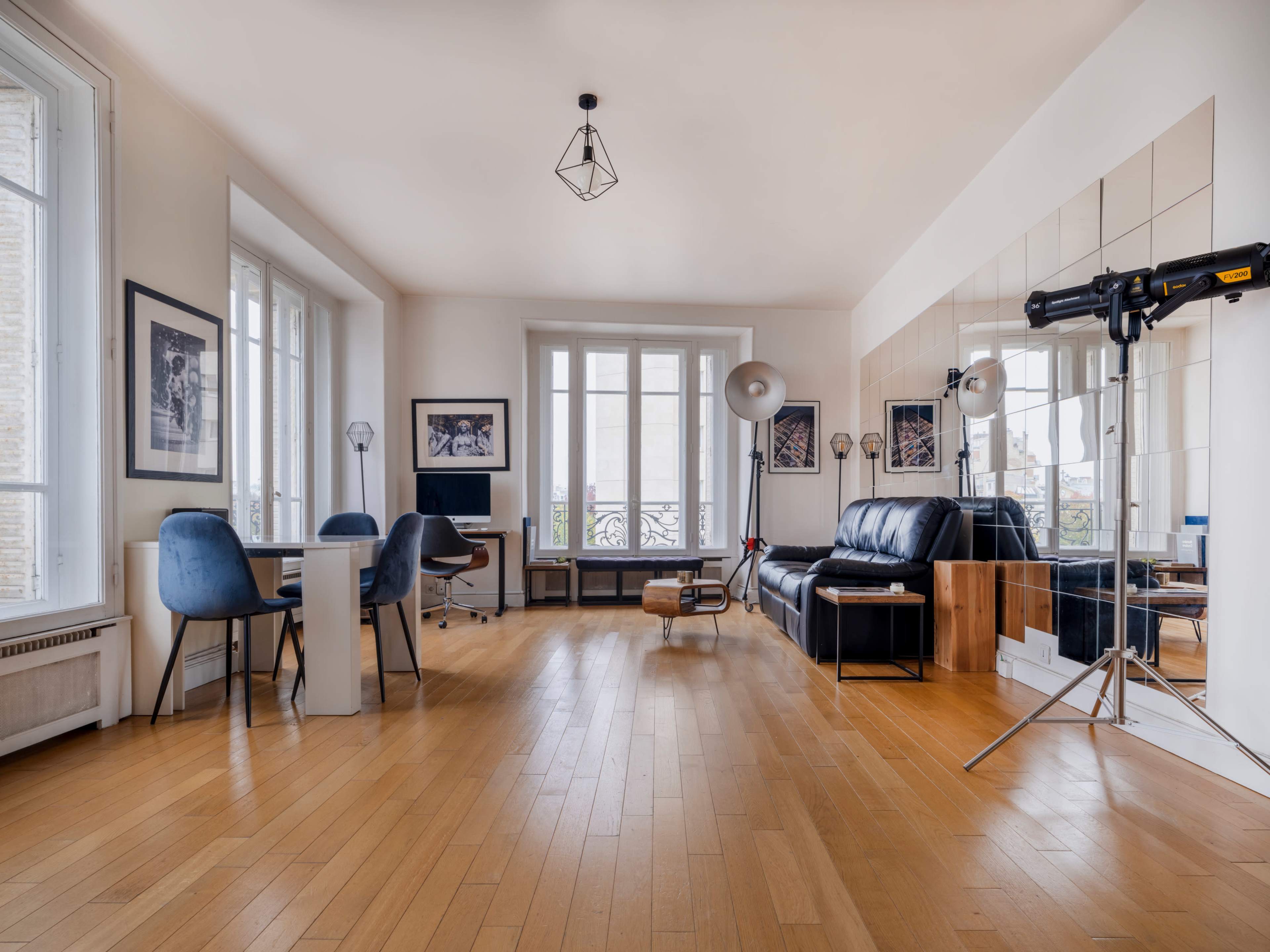 Studio photo lumineux à louer dans un appartement à Neuilly-sur-Seine Image dans NAP, Neuilly-sur-Seine, 