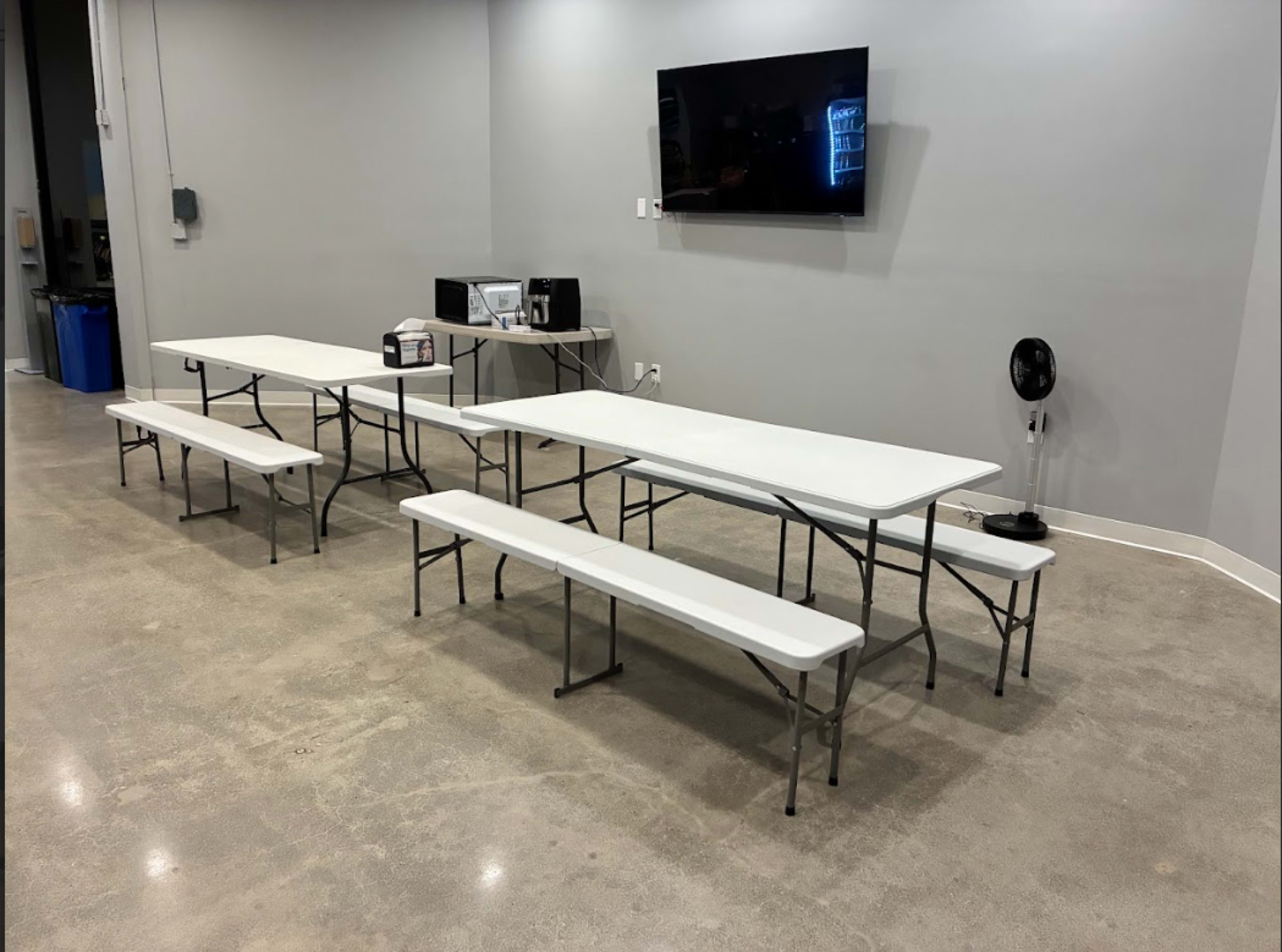Pro Shop Area – Flexible Meeting / Workshop Space Image in 28 Palms, Fremont, CA