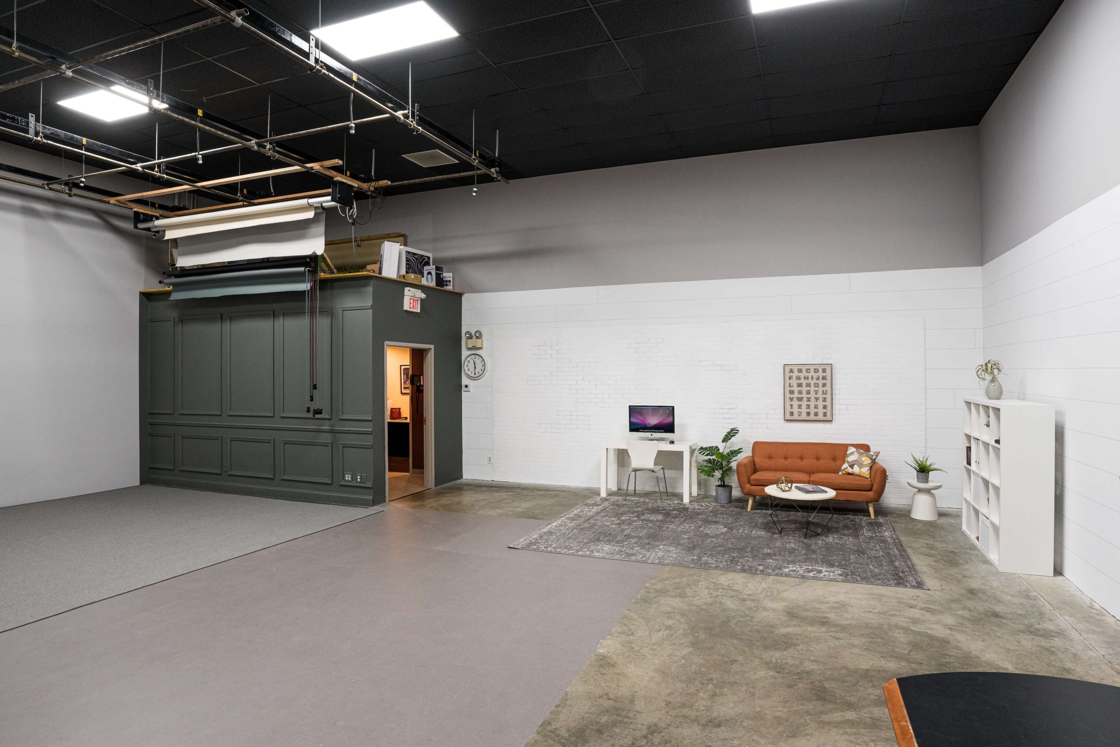 Versatile Photo & Video Studio for Rent Image in , St. Louis, MO