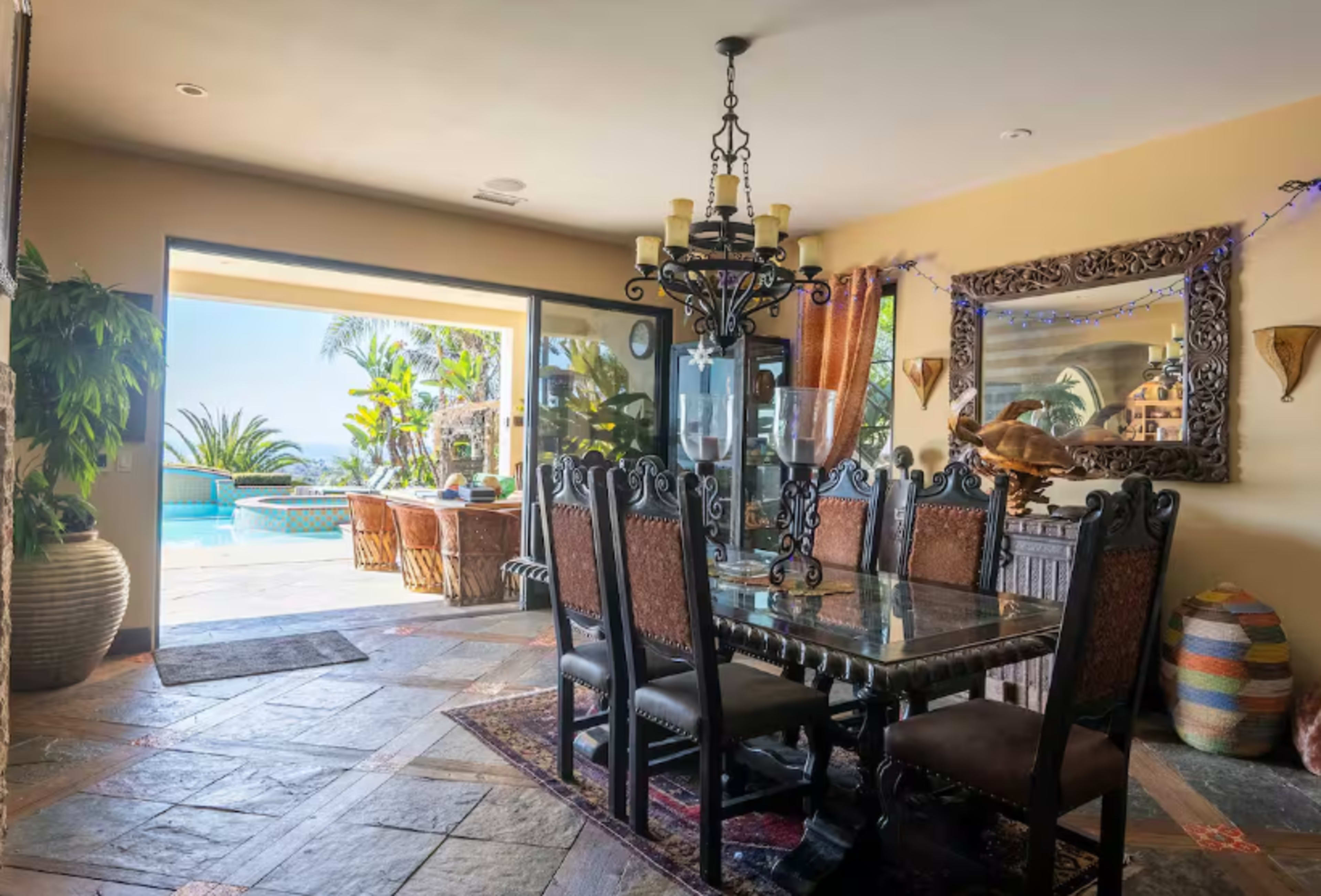 Inspiring Corporate Meeting & Retreat Venue with Ocean Views & Stylish Spaces Image in Pacific Beach, San Diego, CA