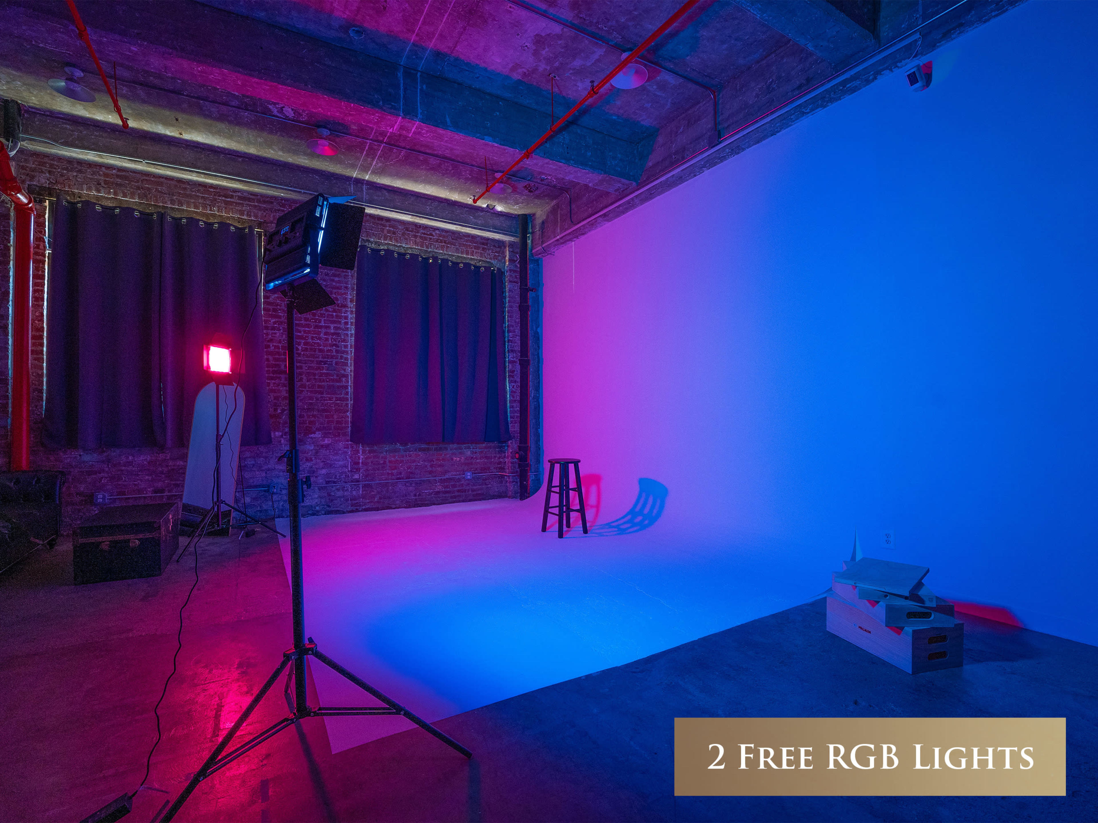 125: Affordable Natural Light Cyc Wall Studio w/ FREE Lighting & Equipment (AC & Heater Available!) Image in East Williamsburg, Brooklyn, NY