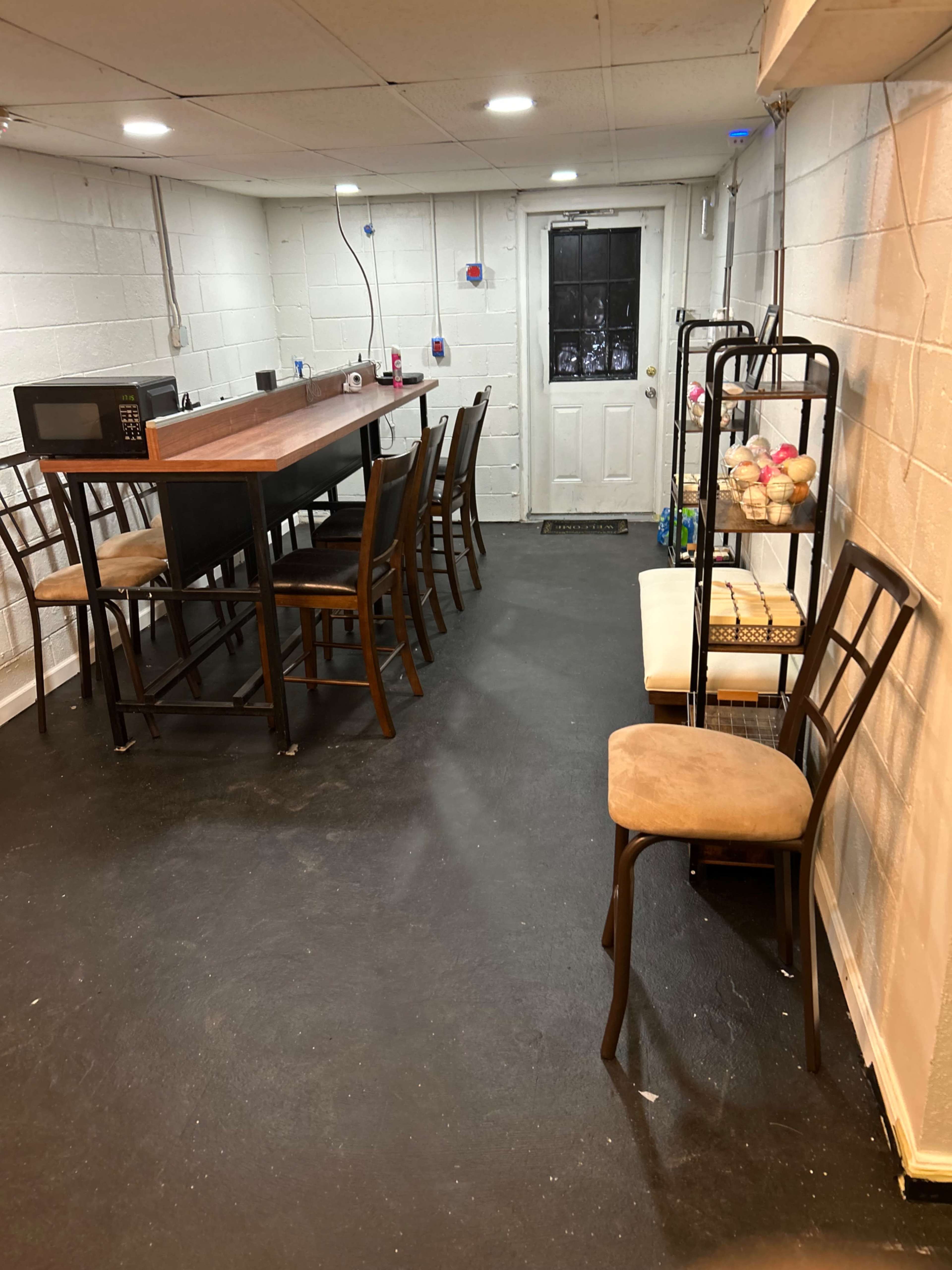 Luxury Pop-Up, Workshop, & Photography Studio – Glenolden, PA | Suite Simplicity Image in Glenolden, Glenolden, PA