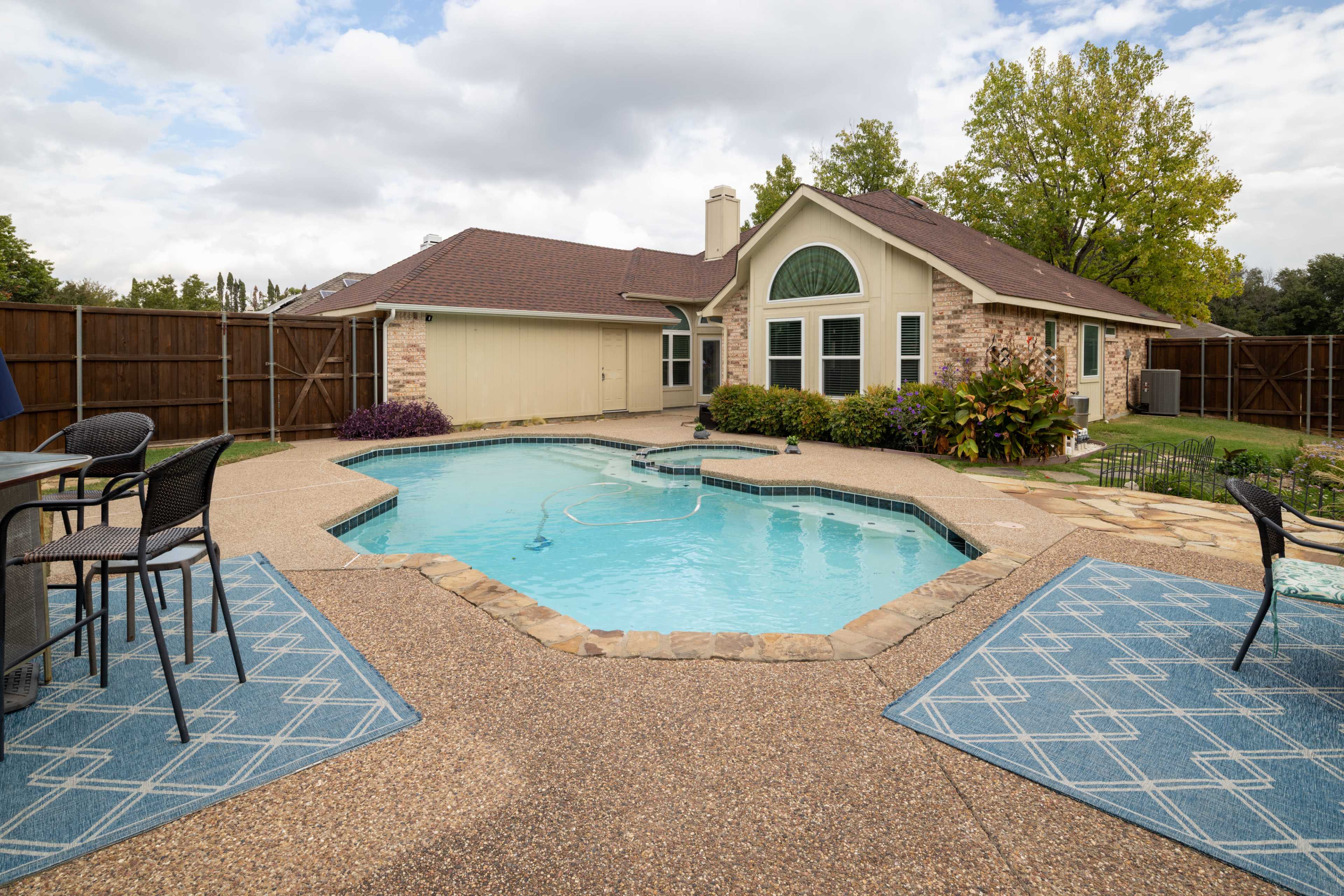Pool, Games, Fenced Yard & Outdoor Bar in McKinney Image in McKinney, McKinney, TX