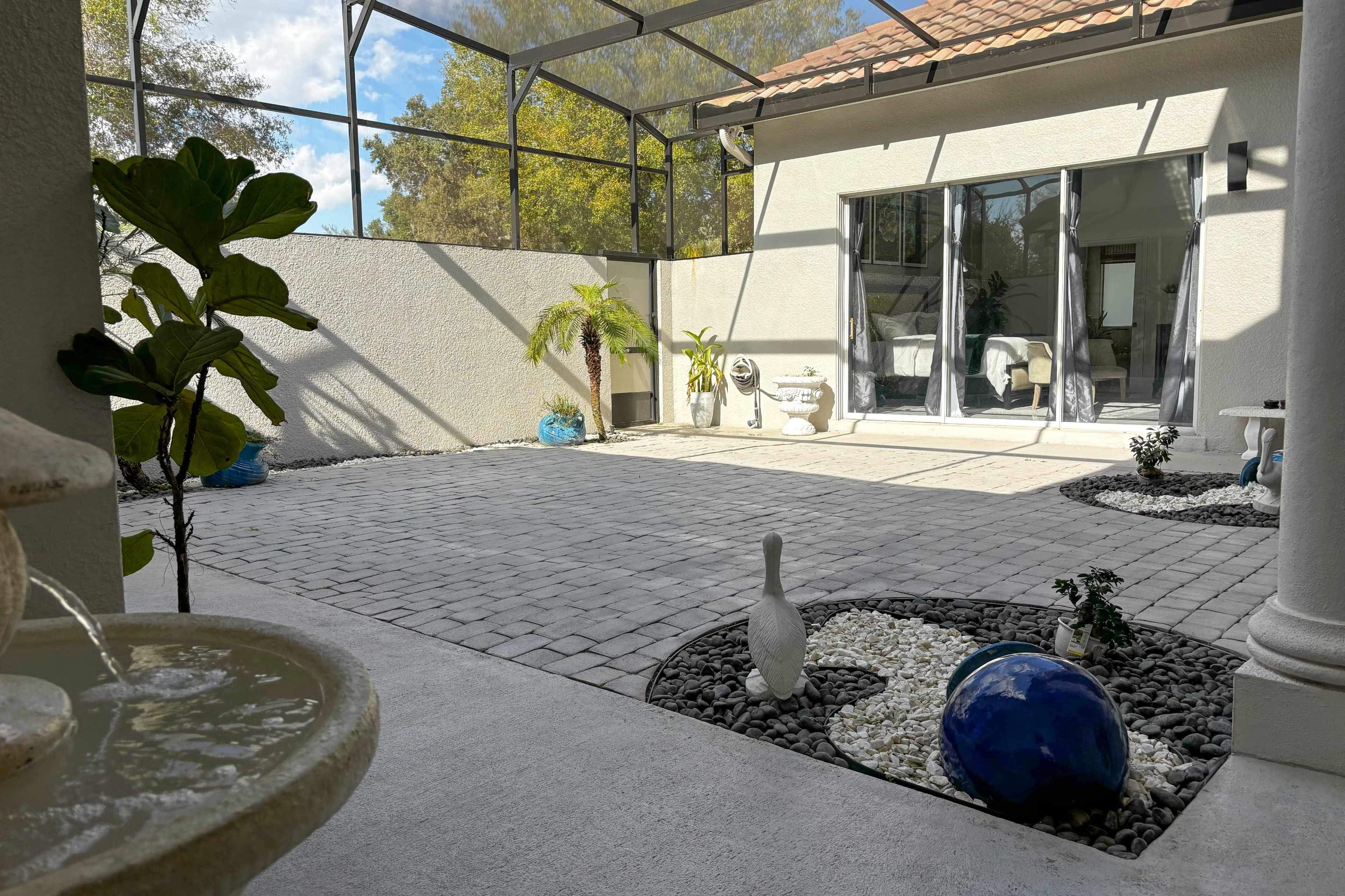 🌴Amazing indoor/outdoor space for your next event🌴 Image in , Davenport, FL