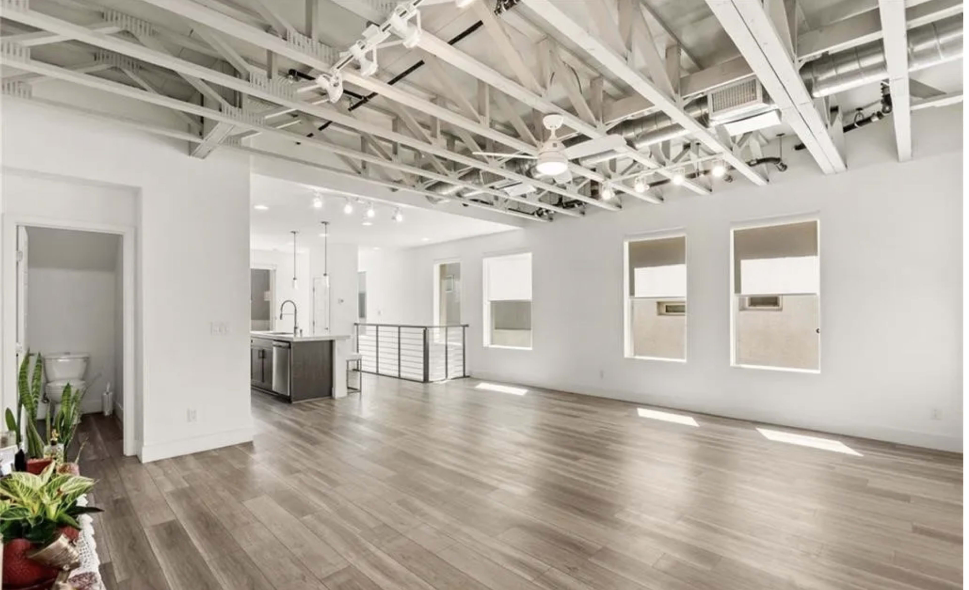 Loft Space with Clean Industrial Aesthetic Image in Enterprise, Las Vegas, NV