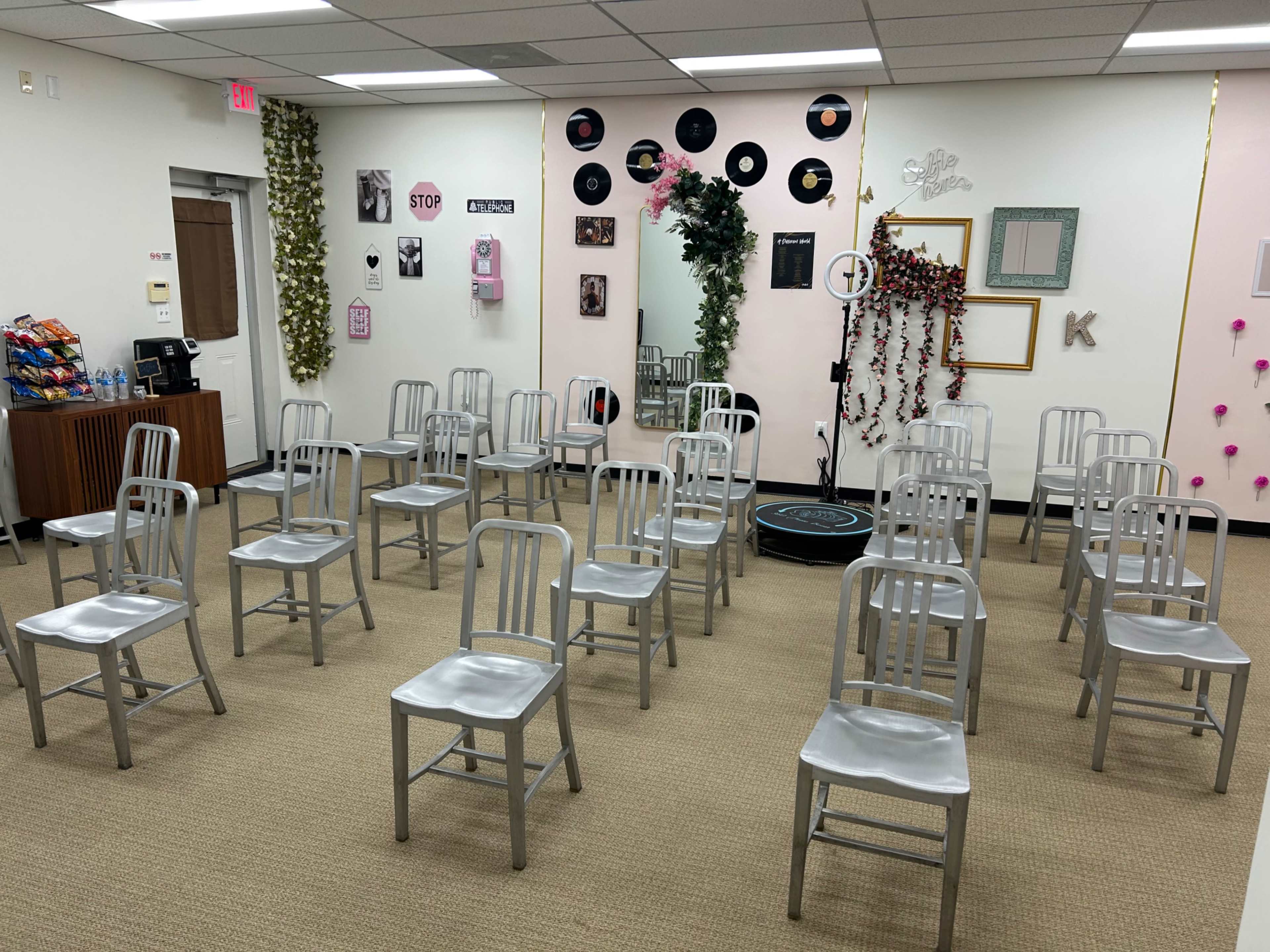 KRay Designs Beauty Professional Event Space Image in Pumphrey, Linthicum Heights, MD
