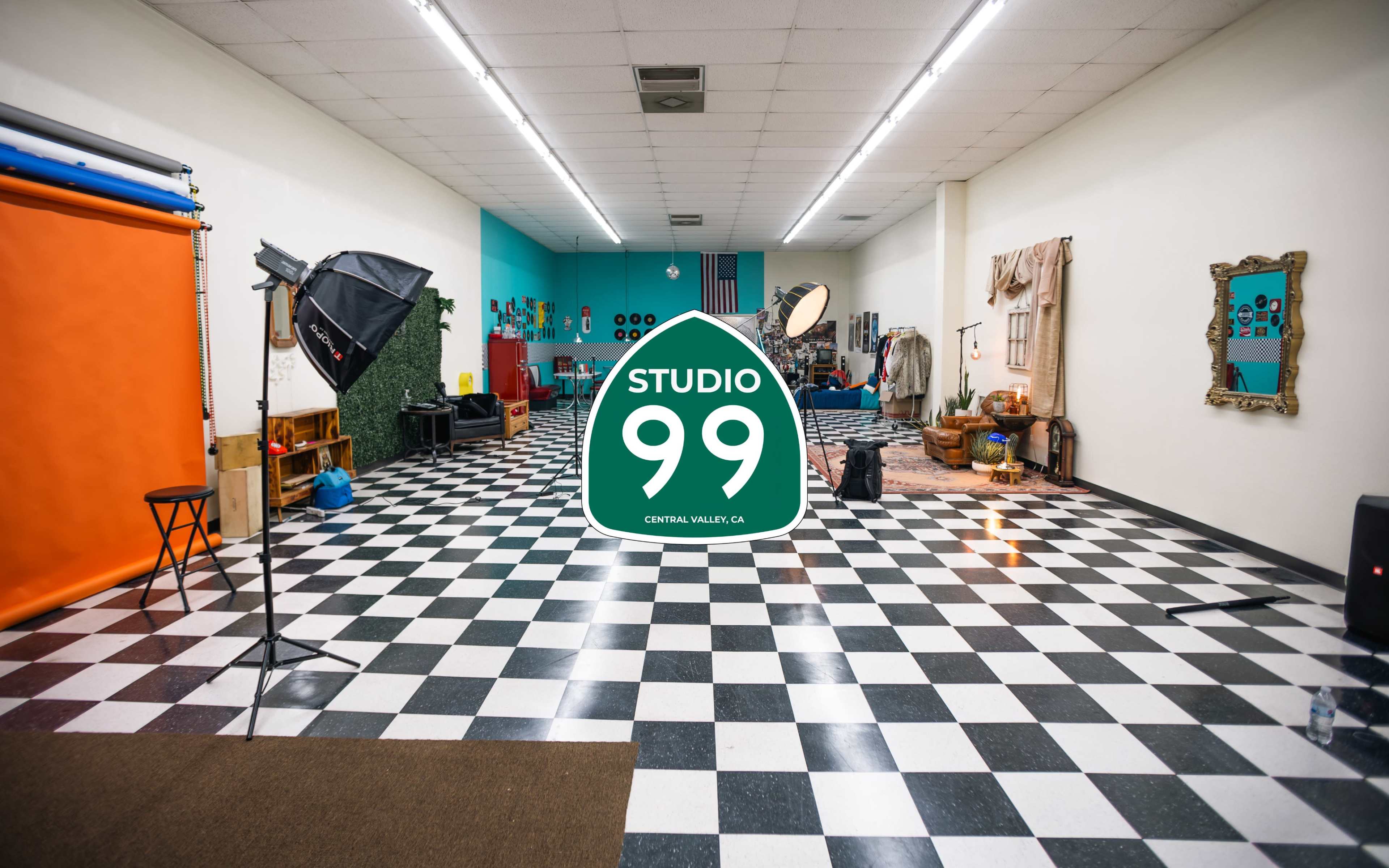 Film/Photo Studio with Retro & Modern Sets Image in Merced, Merced, CA