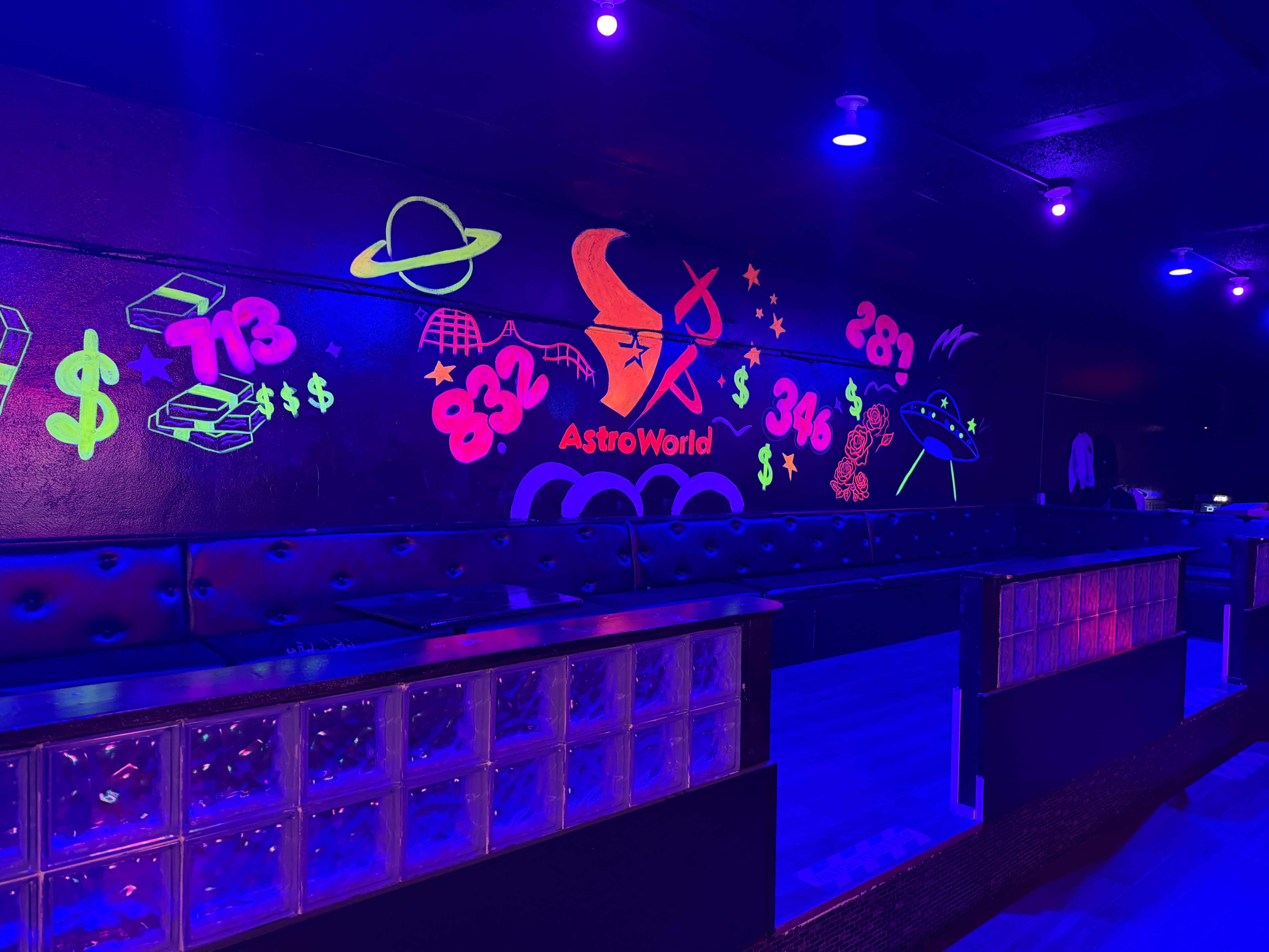 Neon Graffiti Night Club Image in Eastex-Jensen Area, Houston, TX