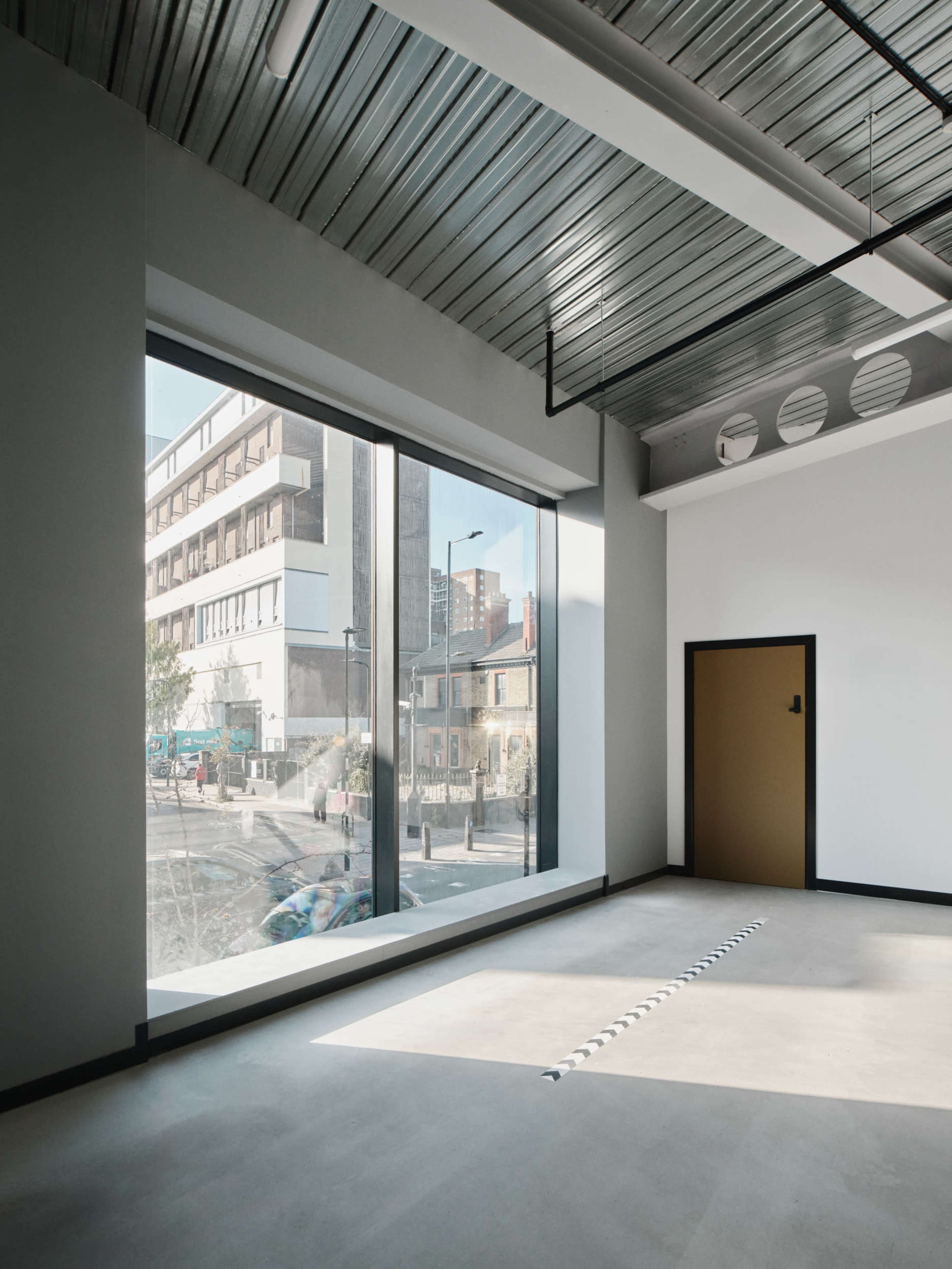 Bright Industrial Creative Space in Hackney Image in London, London, ENG