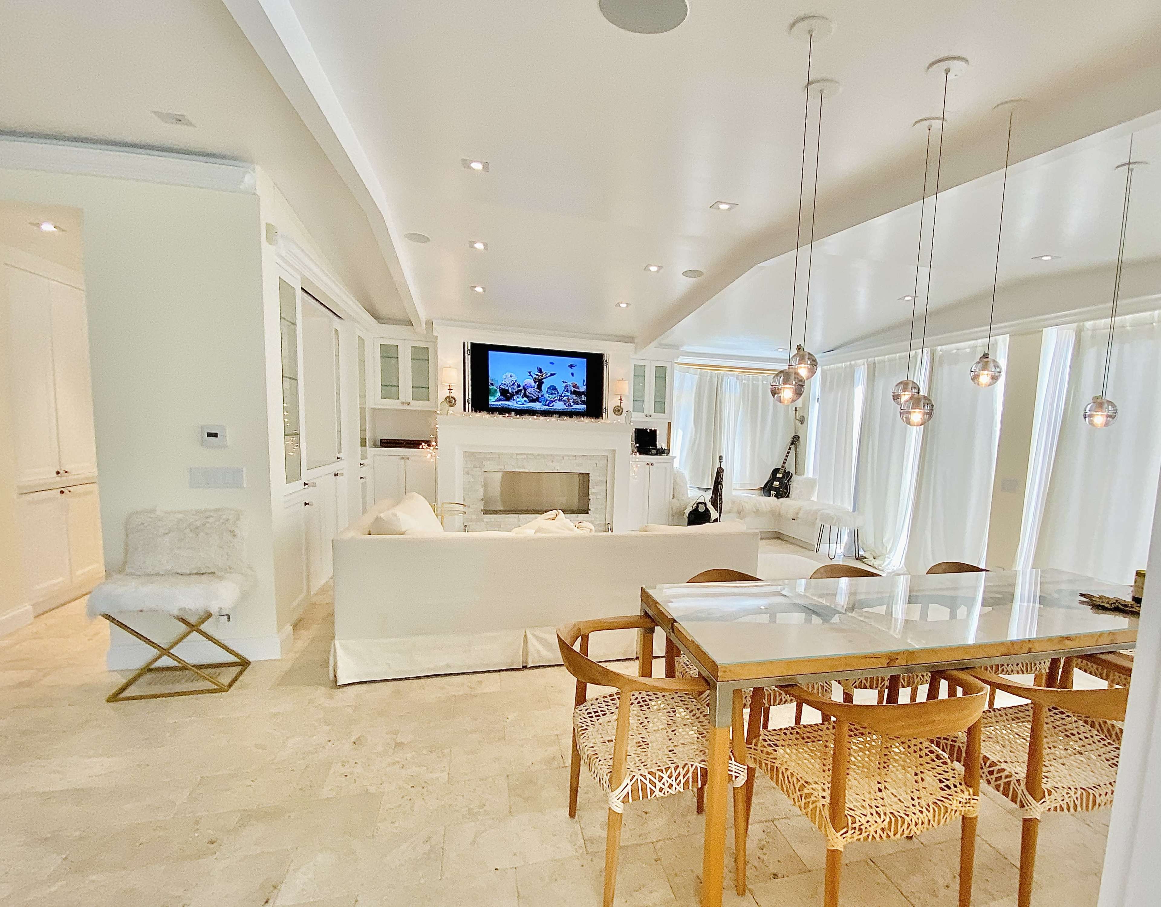 “The Best View in Malibu”! A 180 Degree View of Zuma Beach! LA Times Custom Designer Dream! 🤩 Image in Central Malibu, Malibu, CA