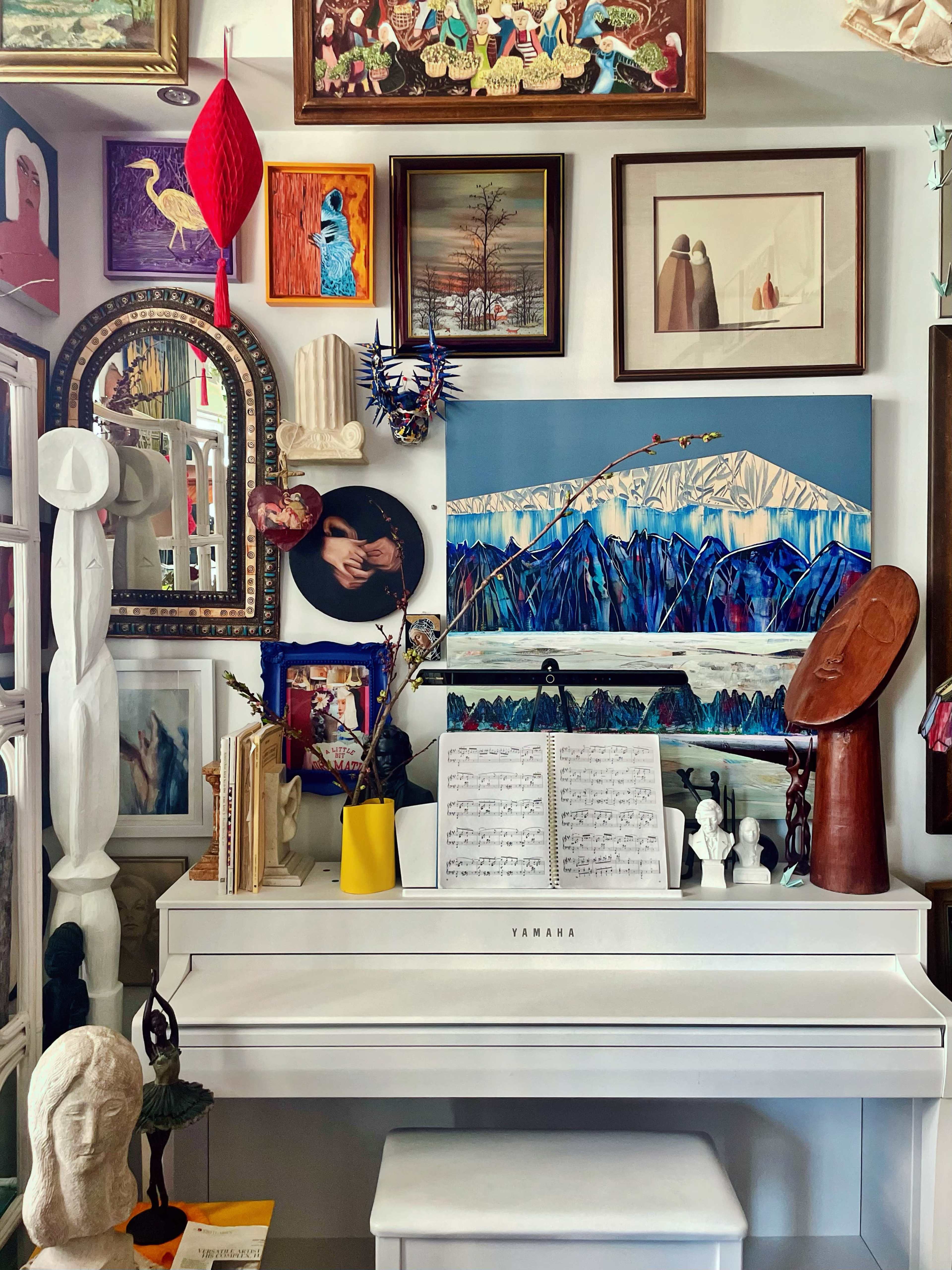 Art-Filled Urban Sanctuary in Historic Cabbagetown Image in Downtown Toronto, Toronto, ON