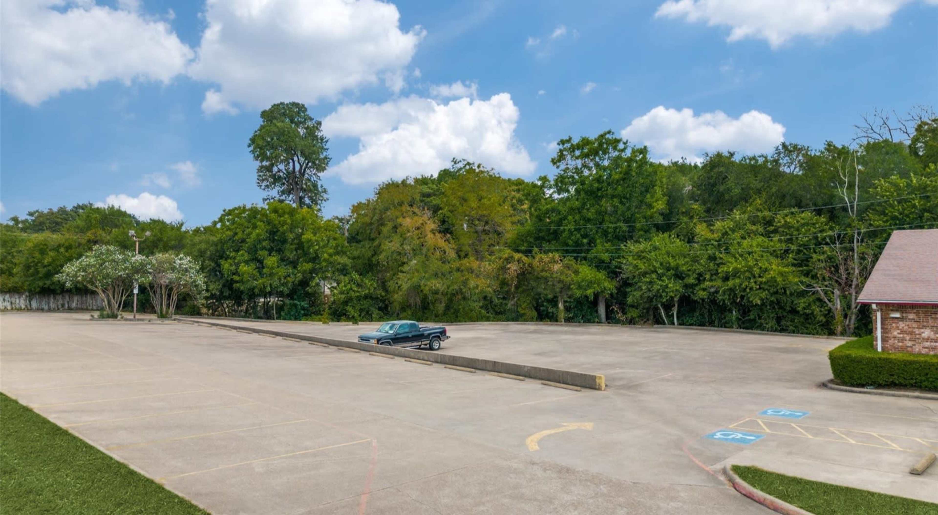 Spacious & Elegant Venue | Perfect for Weddings, Events & More Image in Duncanville, Duncanville, TX