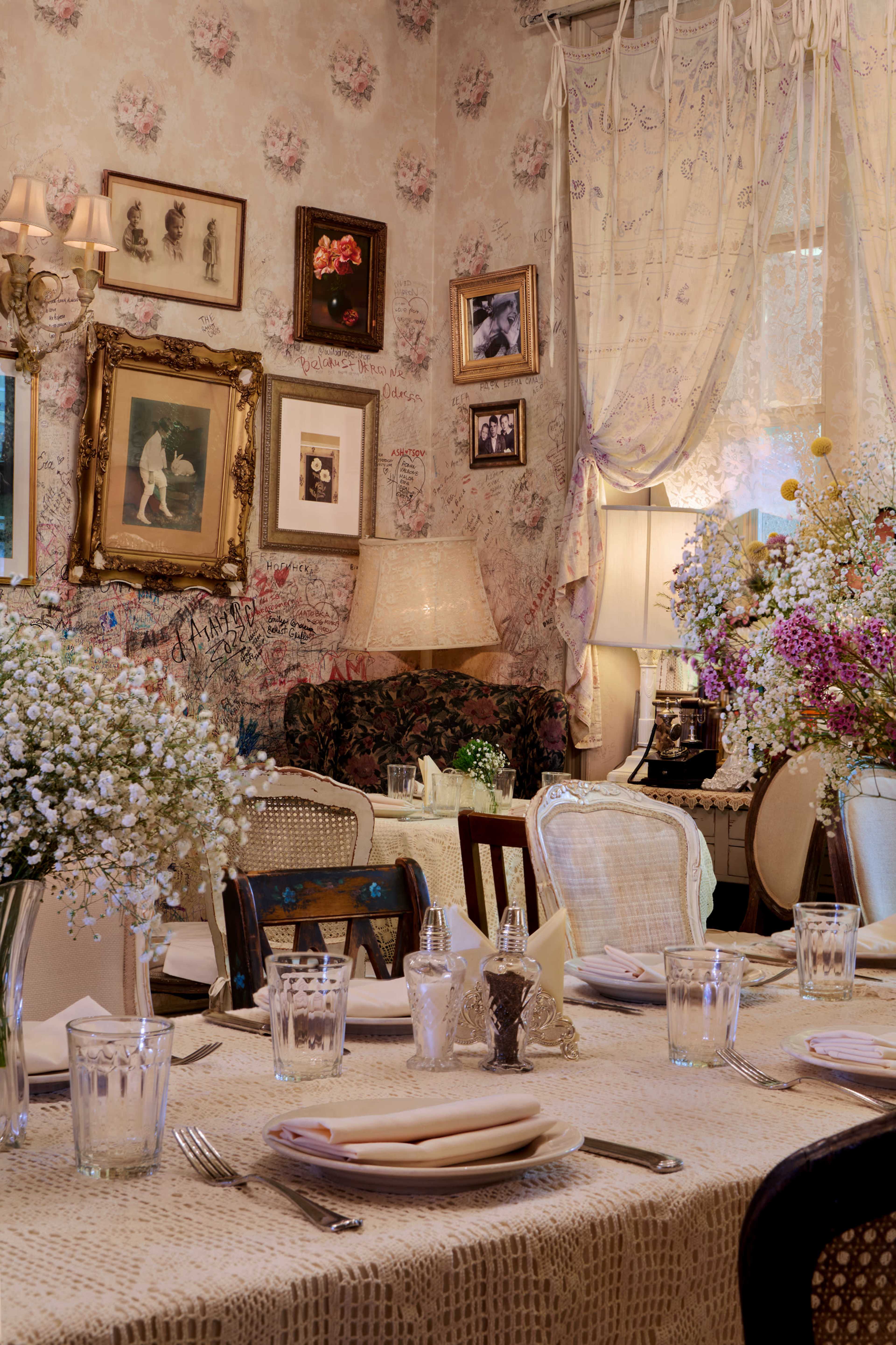 Eastern European Restaurant Mari Vanna NYC Image in Midtown Manhattan, New York, NY