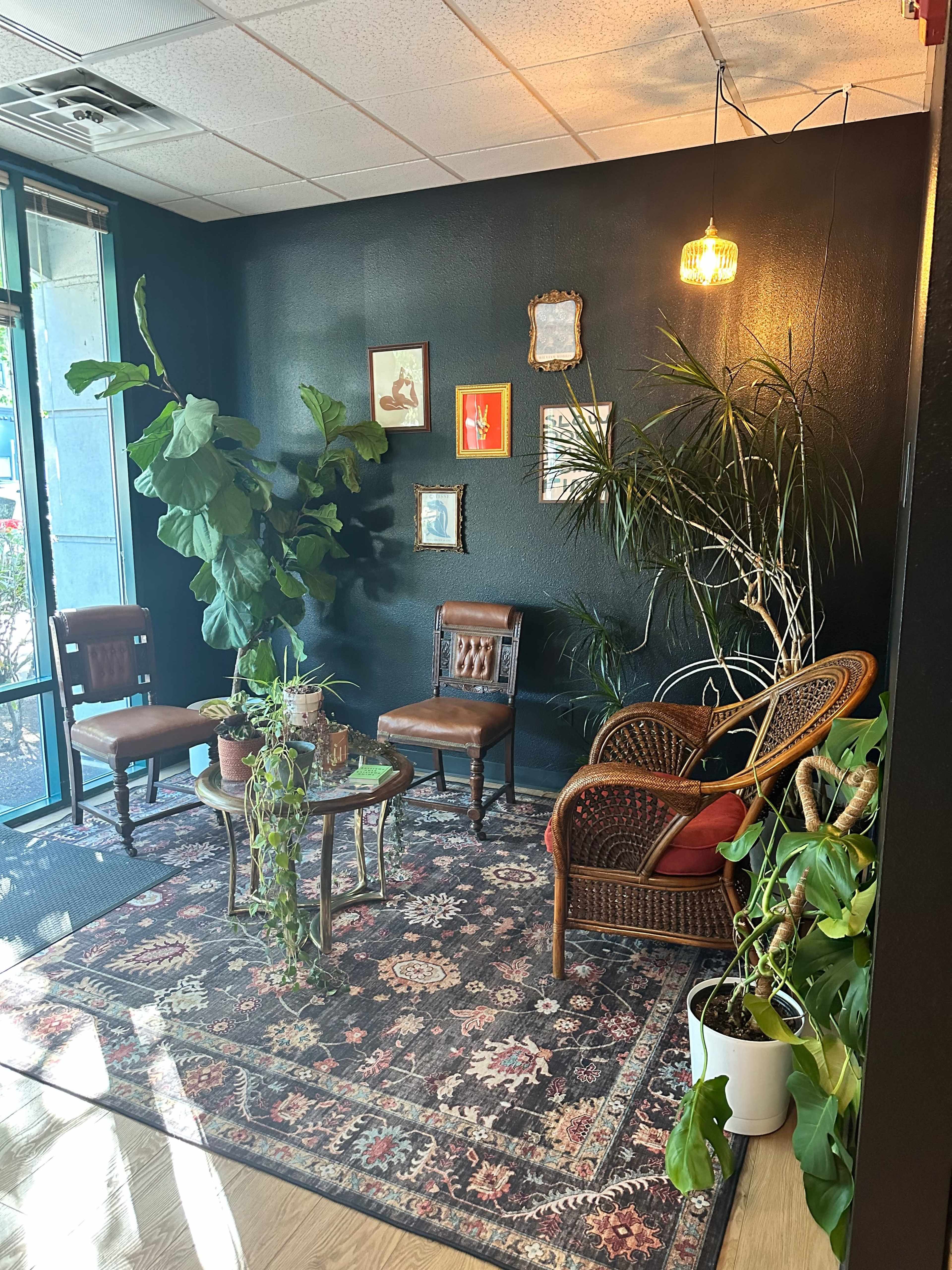 Beautifully lit studio in Downtown Vancouver, WA Image in Arnada, Vancouver, WA