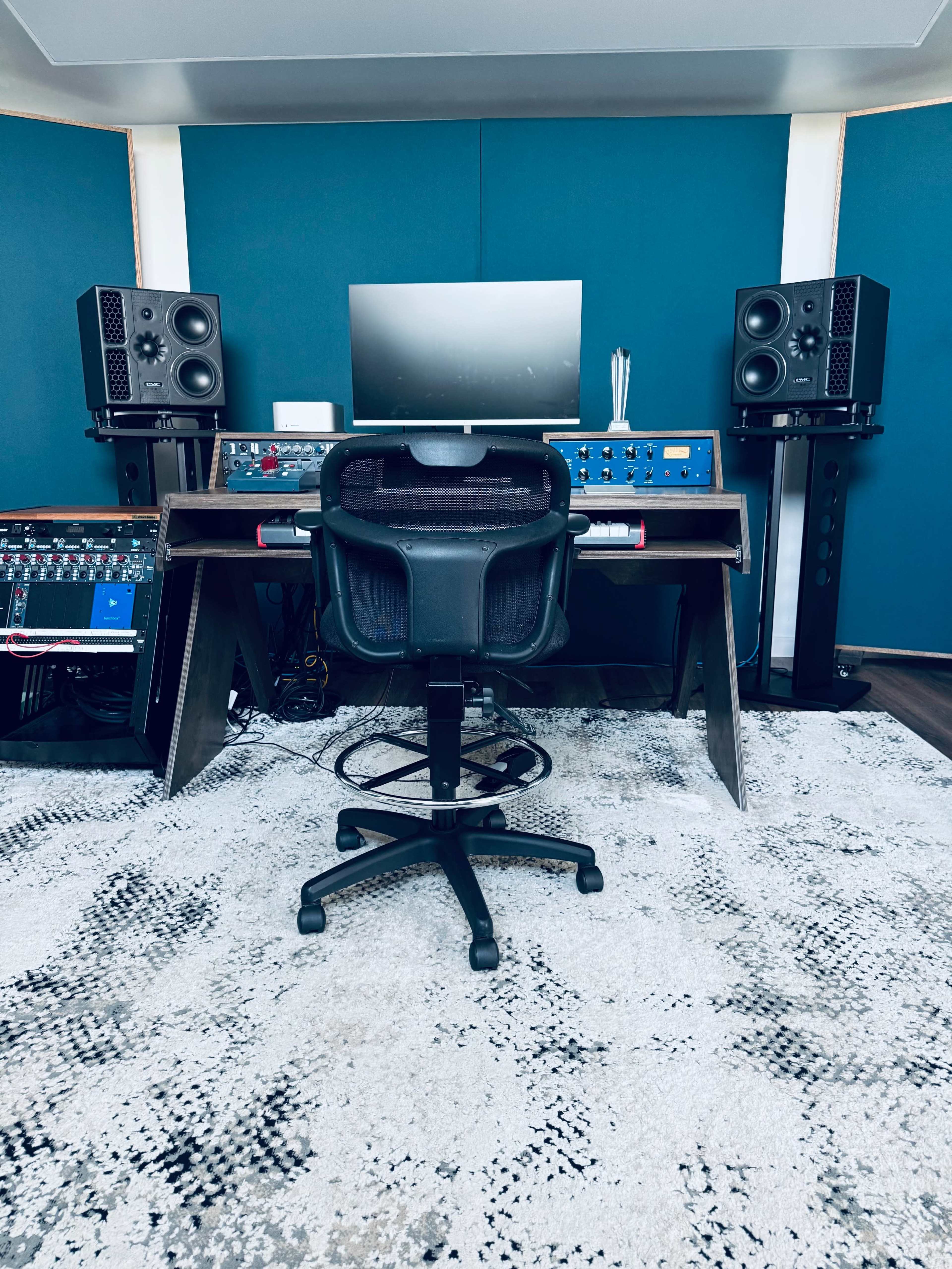 Secret House Studio on the Hill Image in Granada Hills, Granada Hills, CA