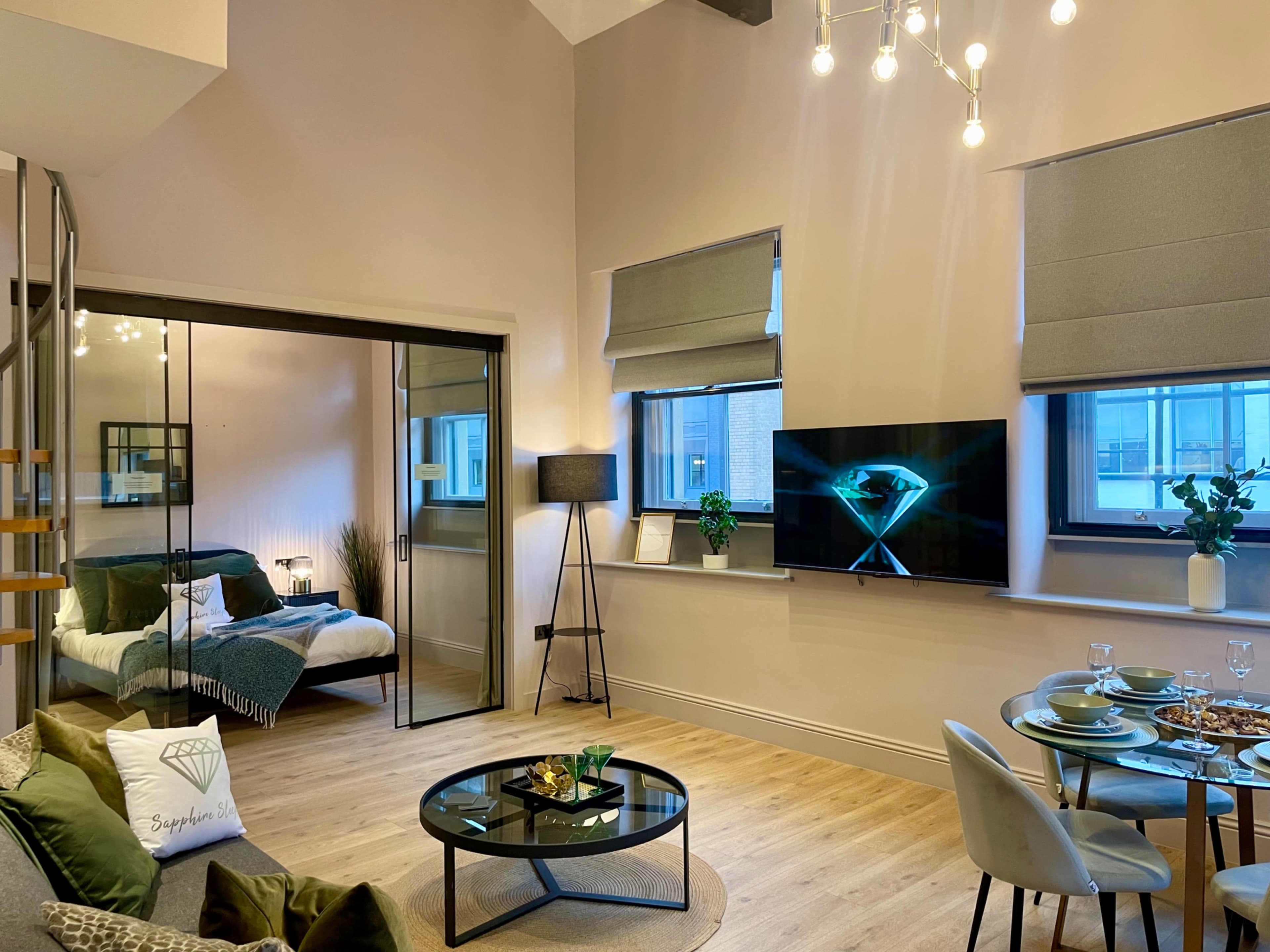 New York style unique spacious apartment Image in Chinatown, Manchester, ENG