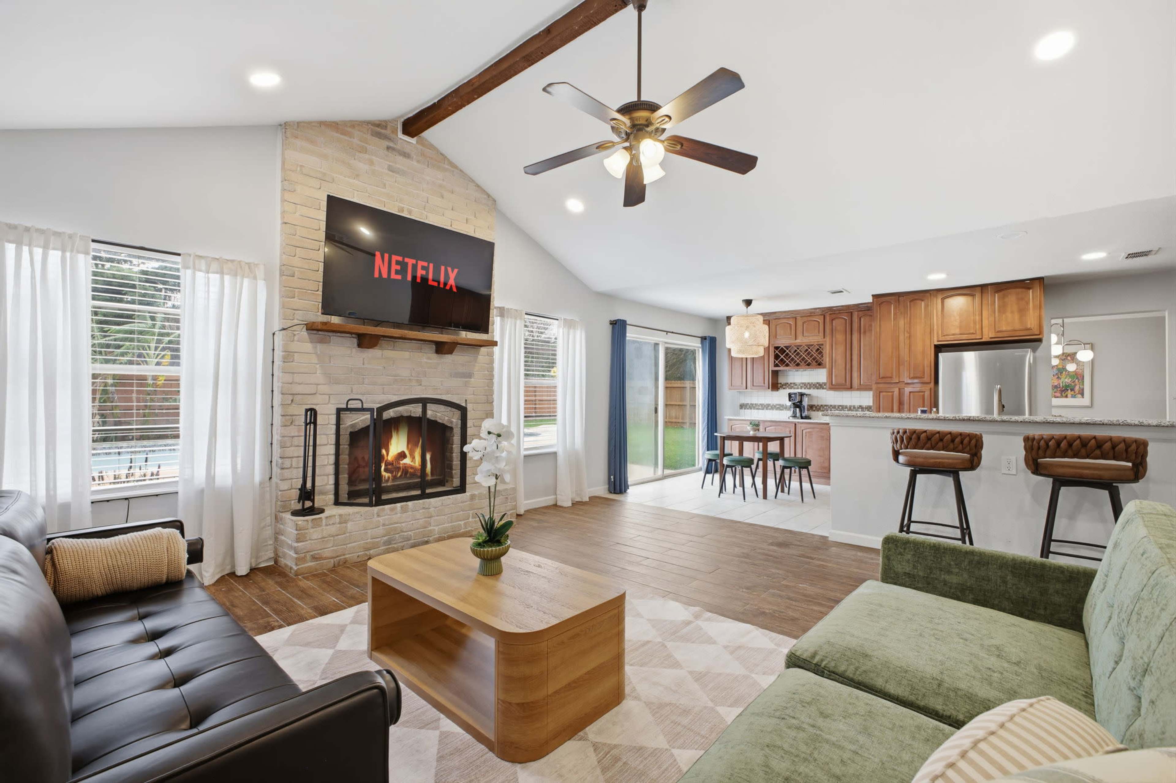 Serene Hill Country Retreat with Pool Image in Northeast Side, Universal City, TX