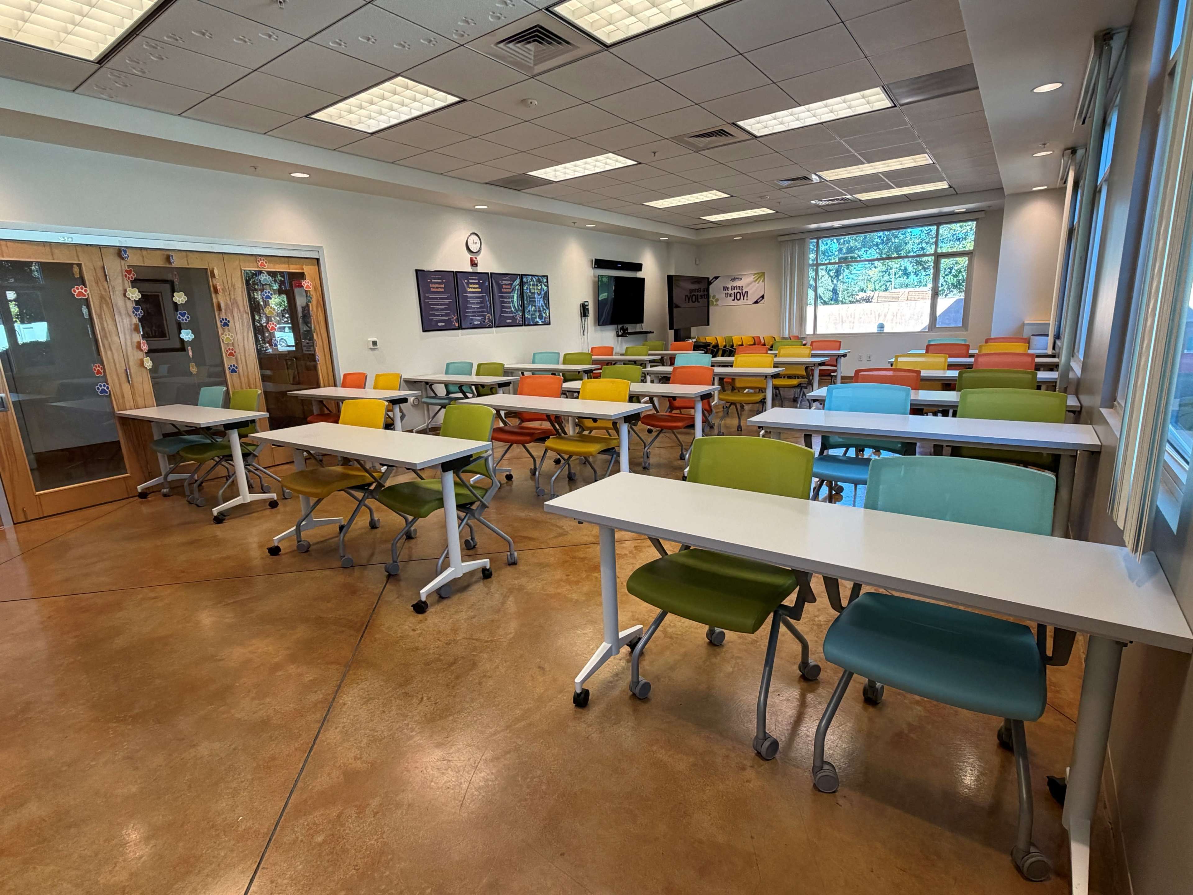 Light and bright conference/meeting center in a fun and joyful environment Image in Ygnacio Valley, Walnut Creek, CA