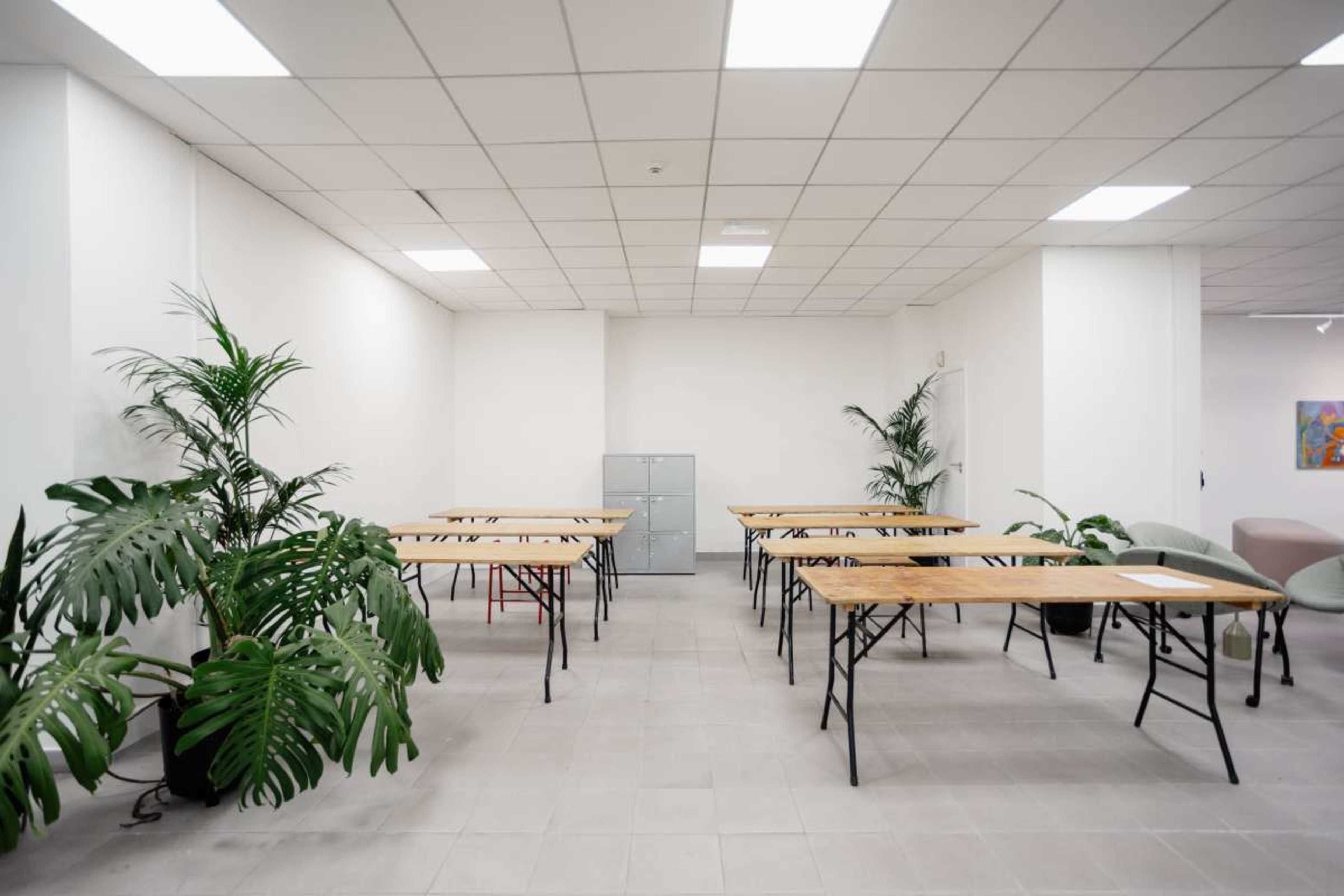Bright Artist Studio in Central Gallery Space – Ideal for Workshops & Creative Sessions Image in Marylebone, London, ENG