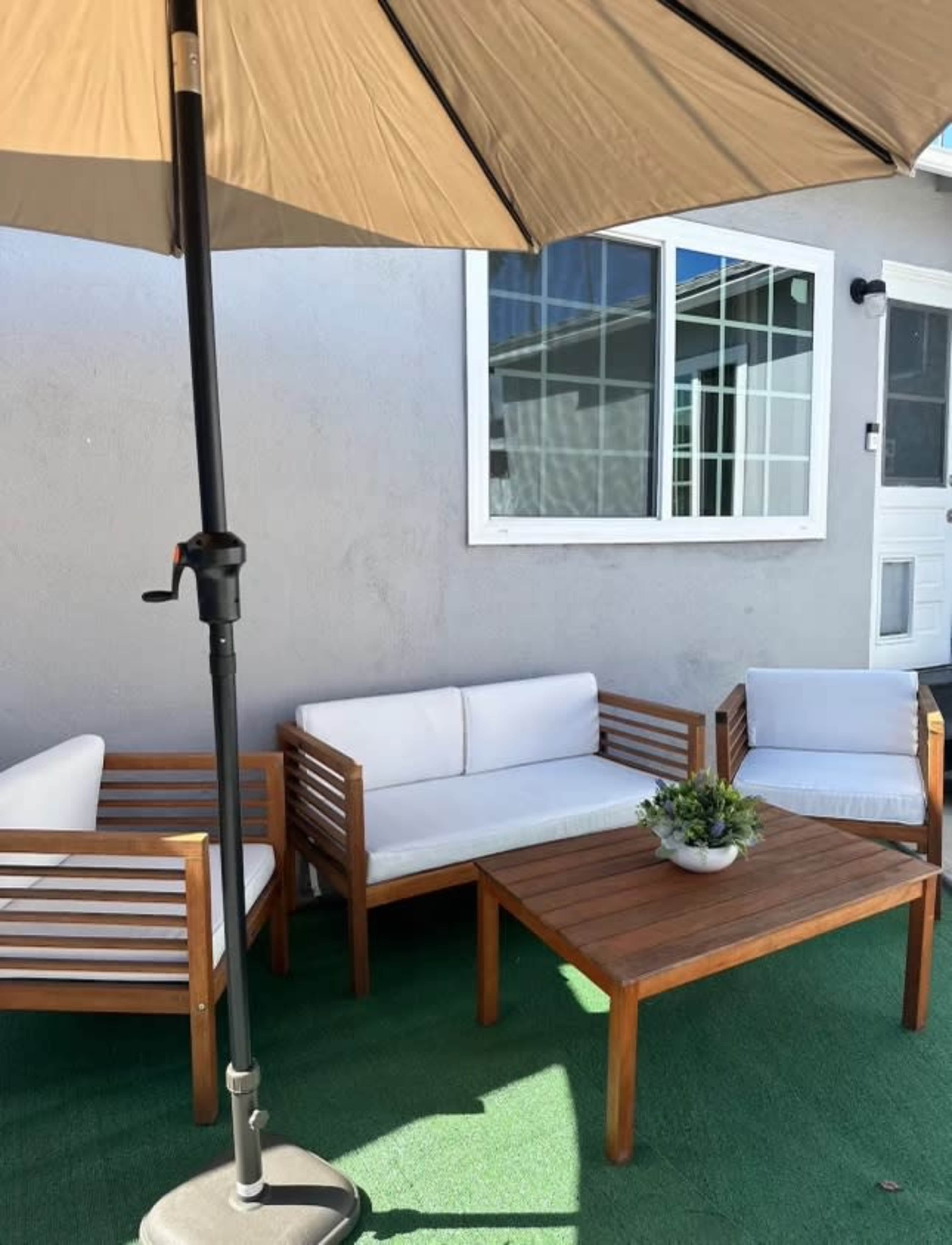 Renovated Tiny Home Image in Lawndale, Lawndale, CA