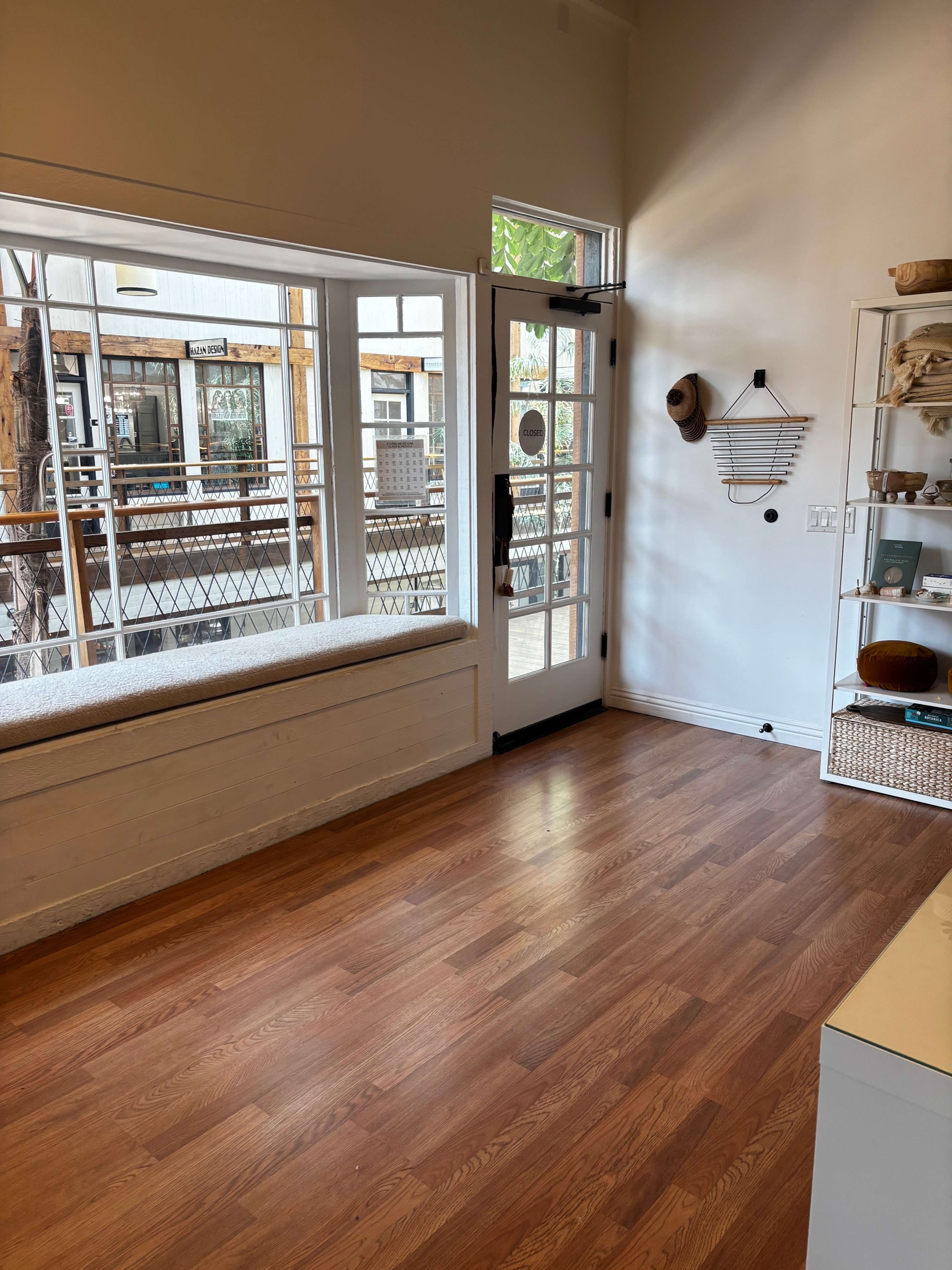 Tranquil Studio in the Heart of Agoura Hills Image in Agoura Hills, Agoura Hills, CA