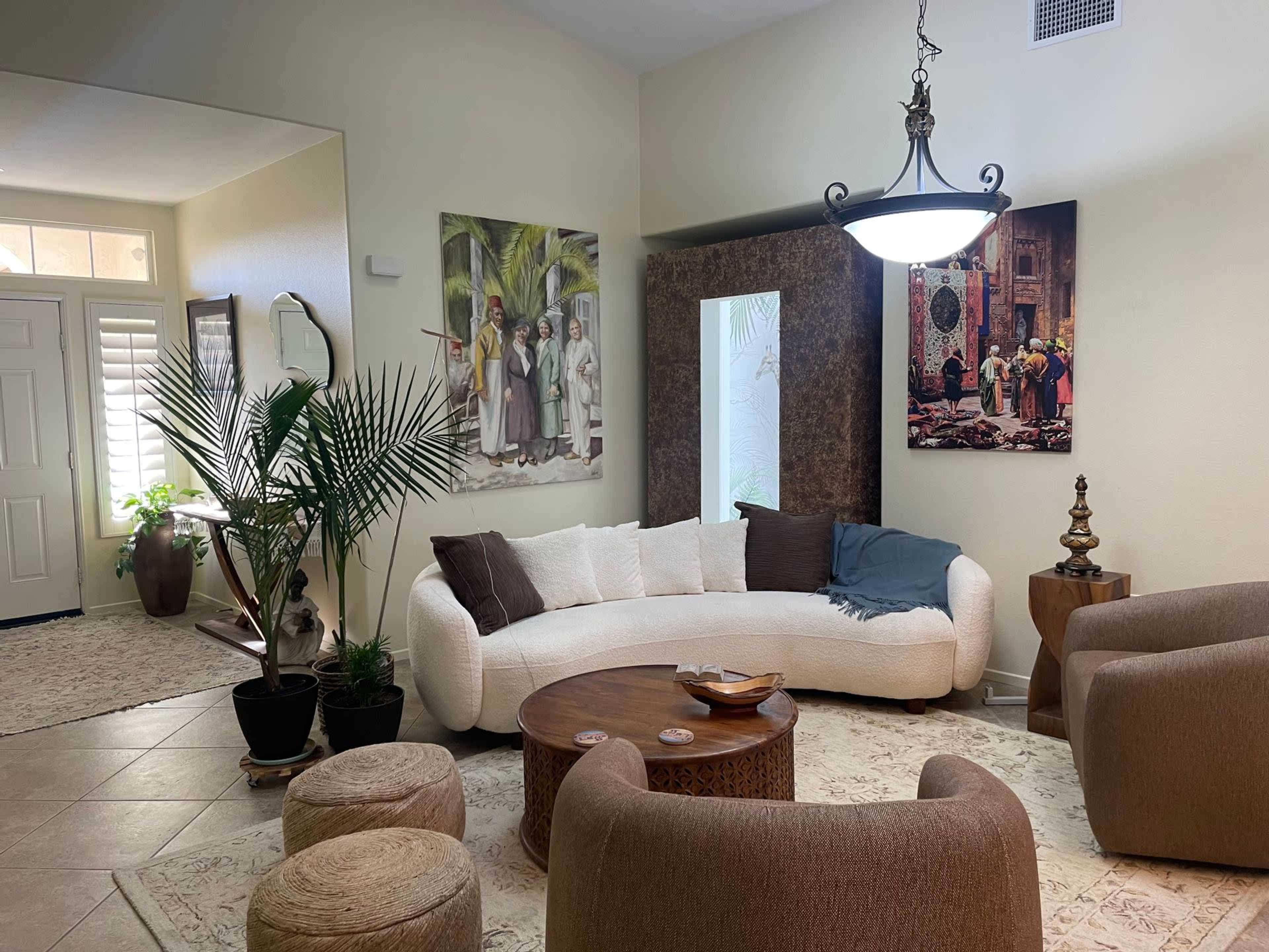 Suburban home with 42 foot living featuring skylights and a 20 foot mural Image in , Murrieta, CA