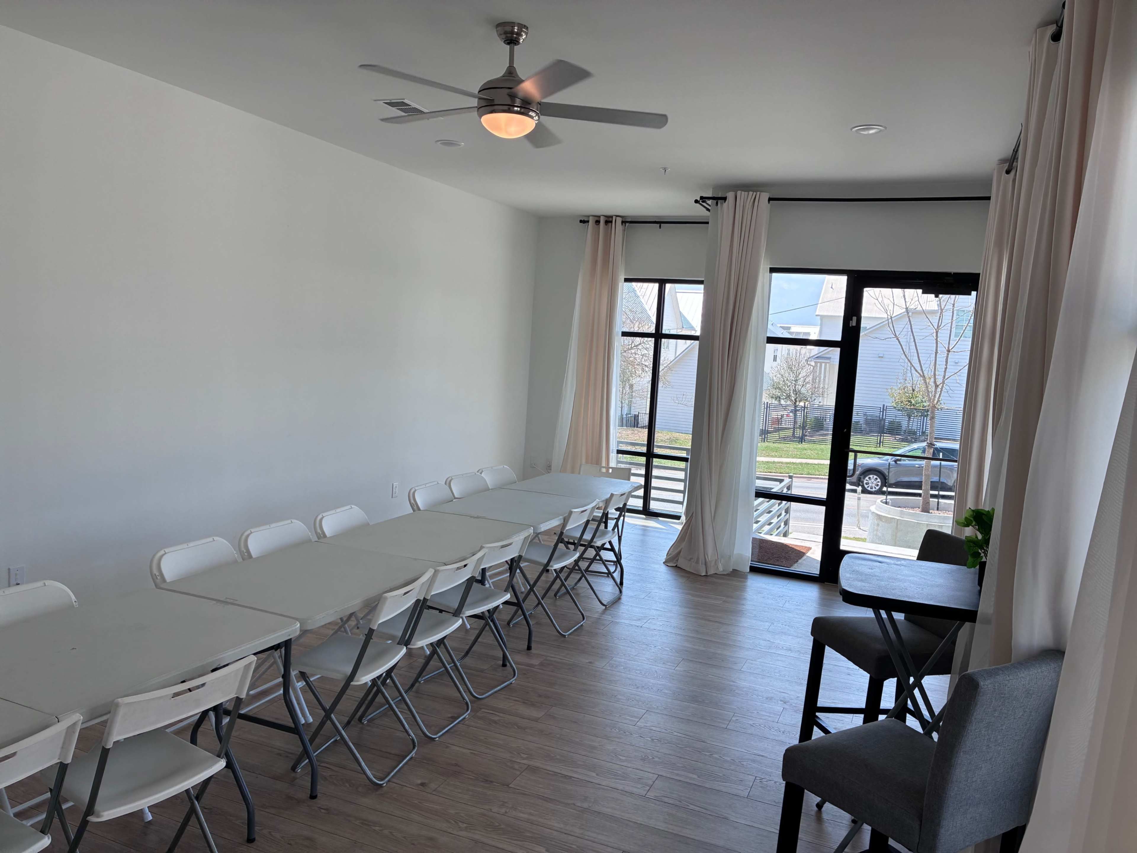 East Austin Space with natural light. Image in Pecan Springs-Springdale, Austin, TX