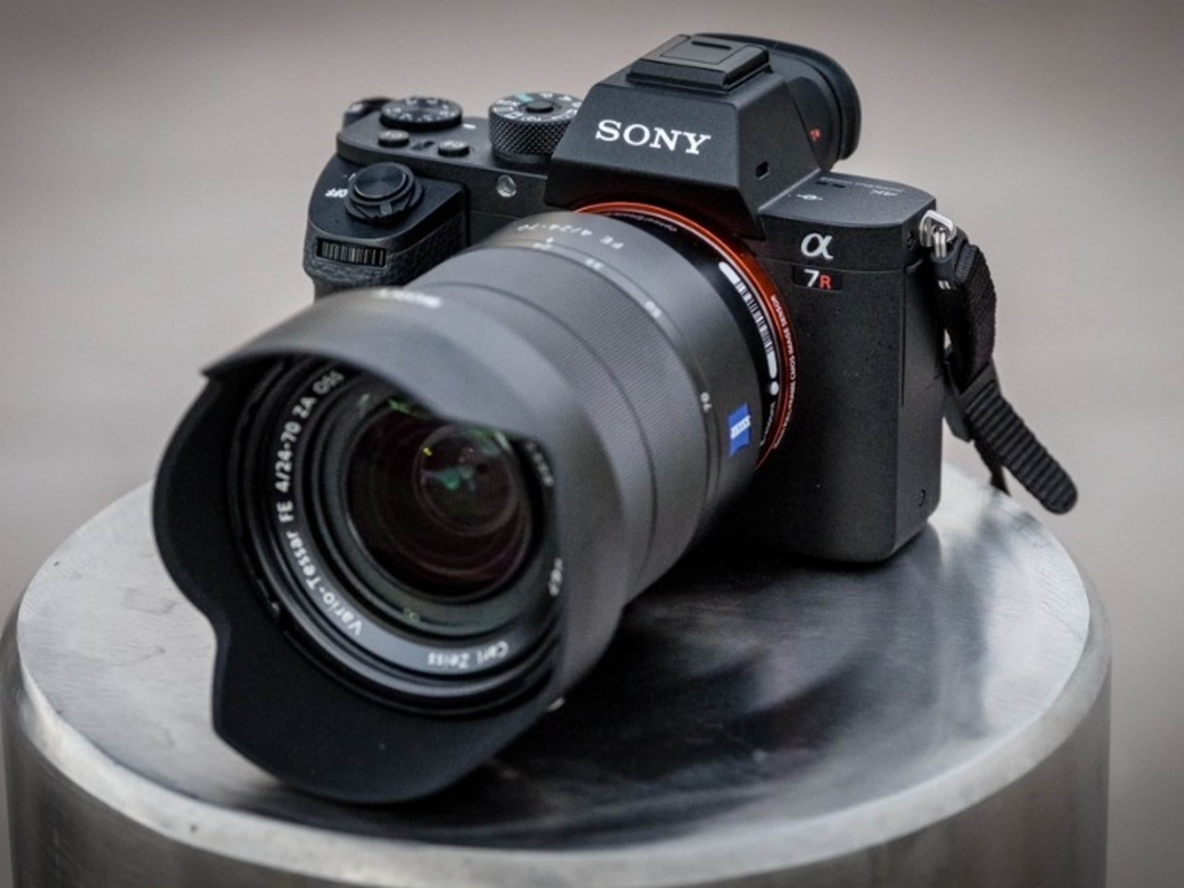 Sony A7r ii with 3 Prime Lenses