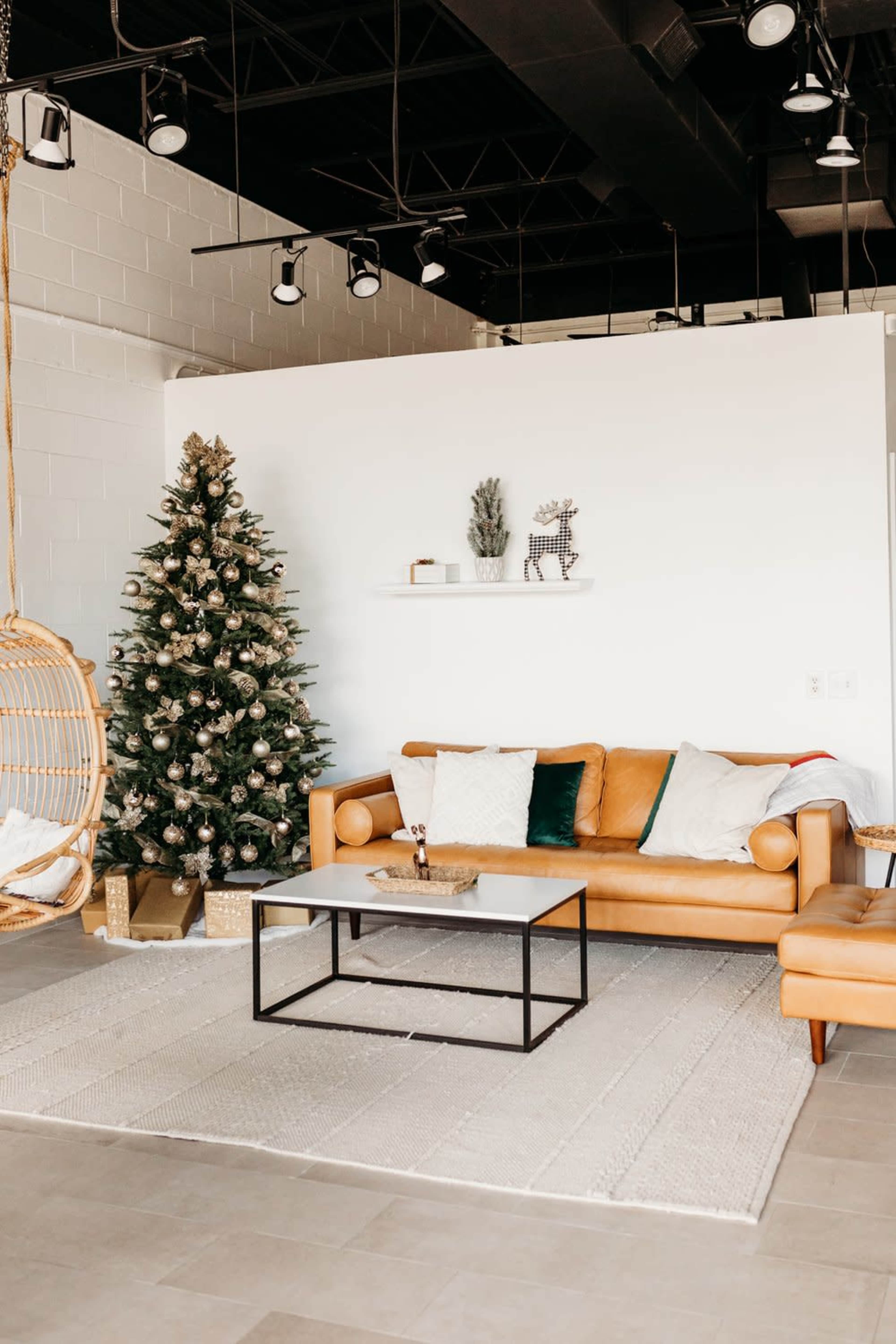 Natural light Content Studio/Event Space Image in Londonderry, Londonderry, NH