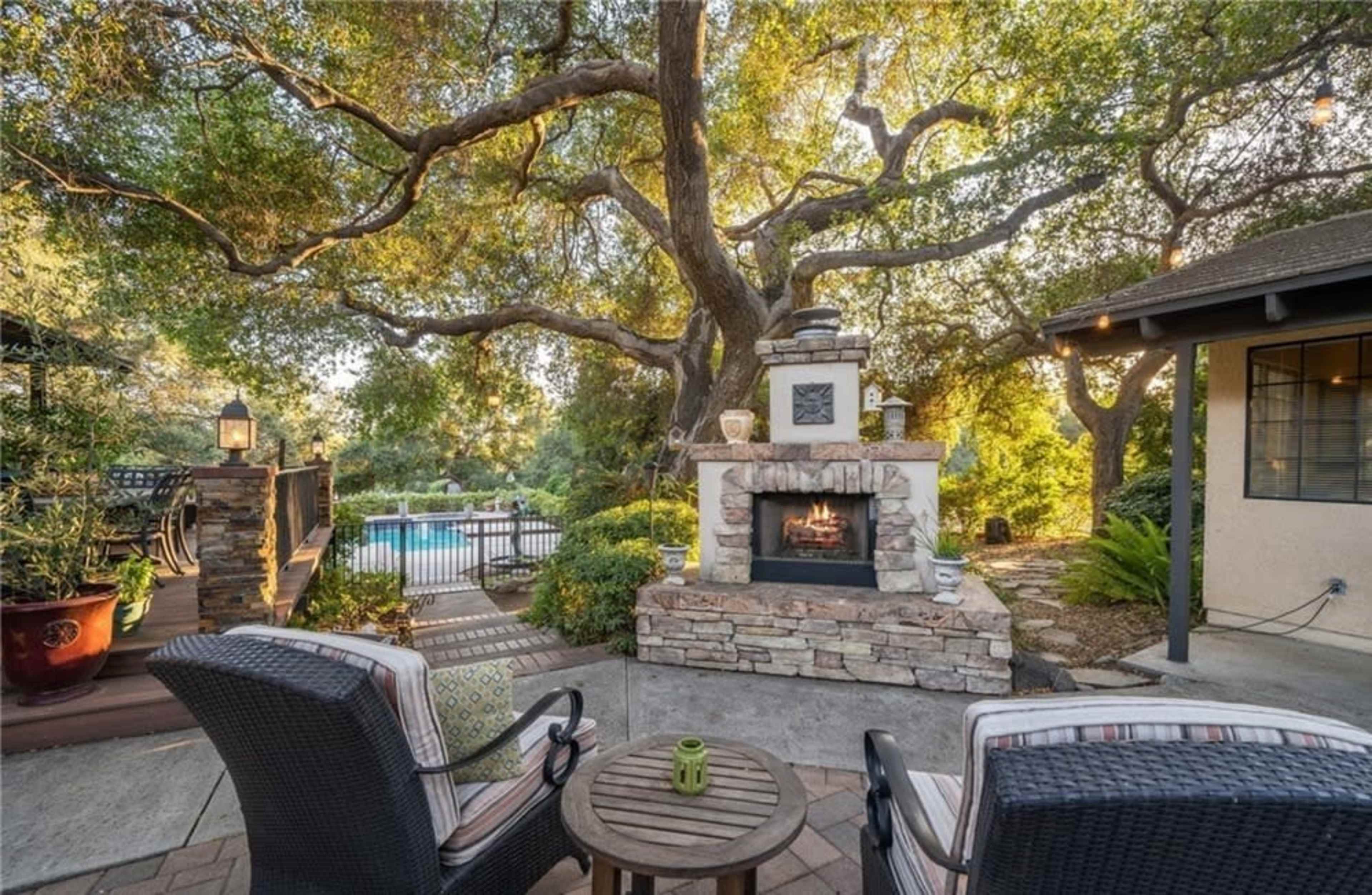 Easley Estates Image in Glendora, Glendora, CA