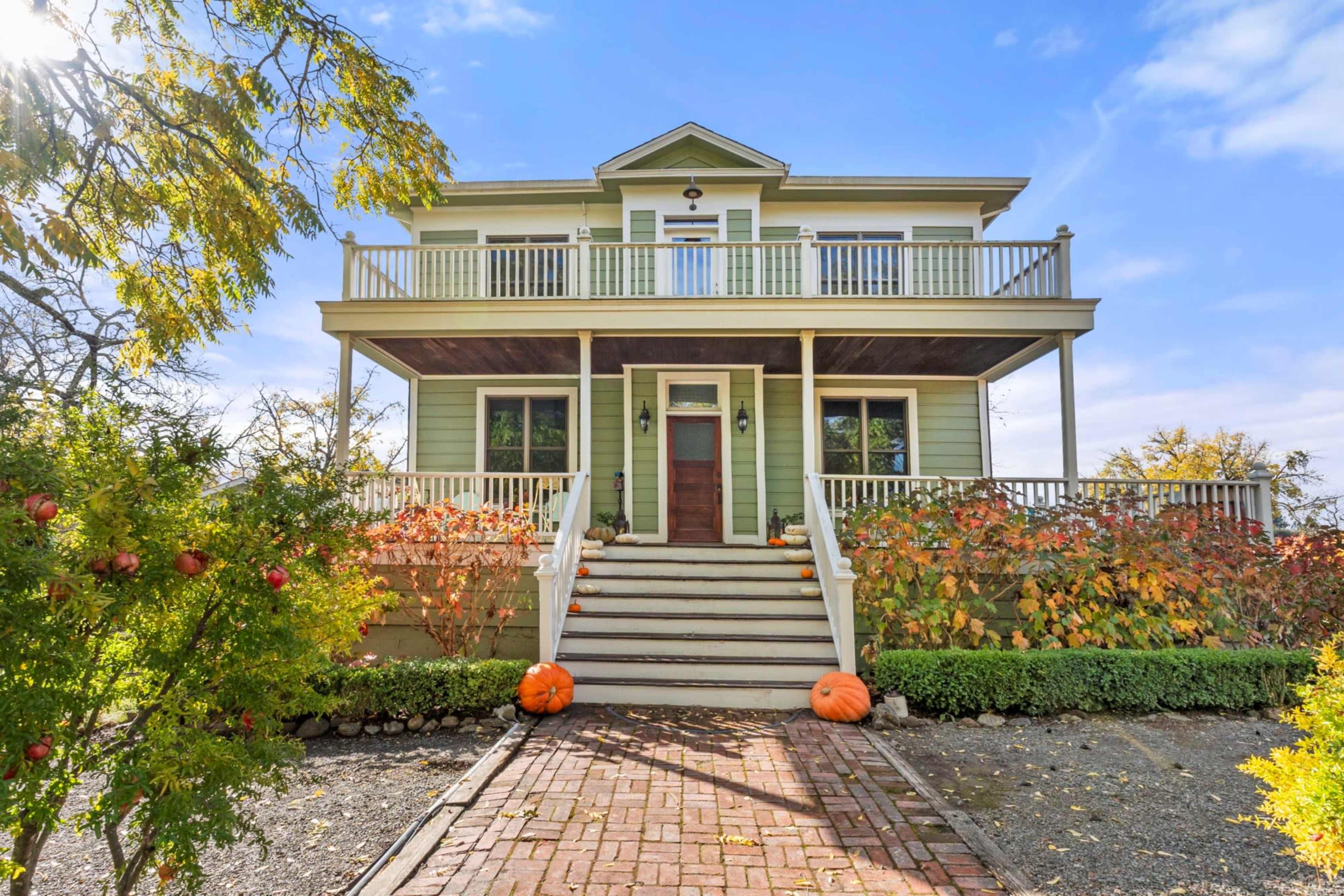 Vineyard Victorian Chateau Image in , Napa, CA