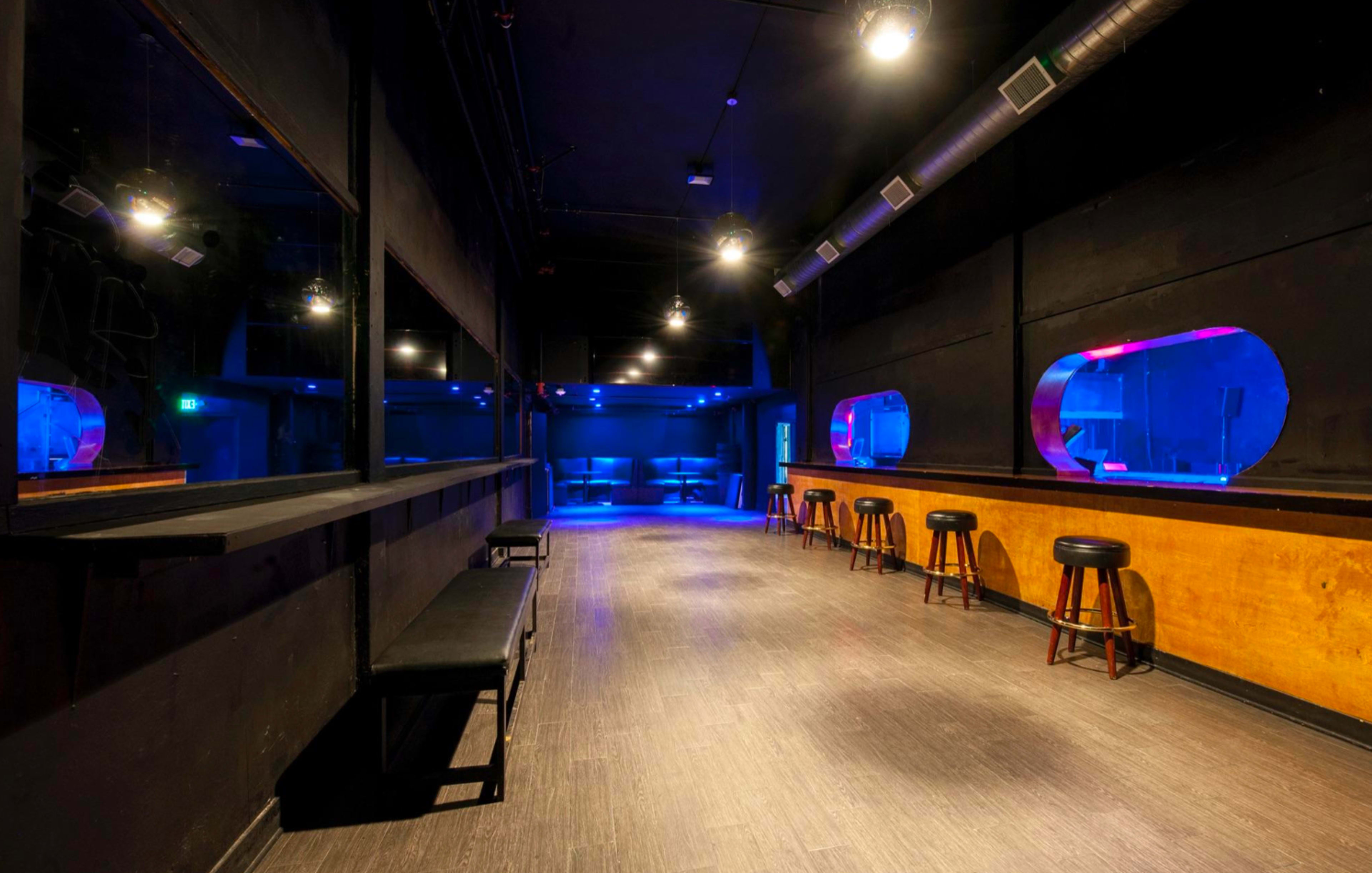 Catch One - Jewels Room Image in Arlington Heights, Los Angeles, CA