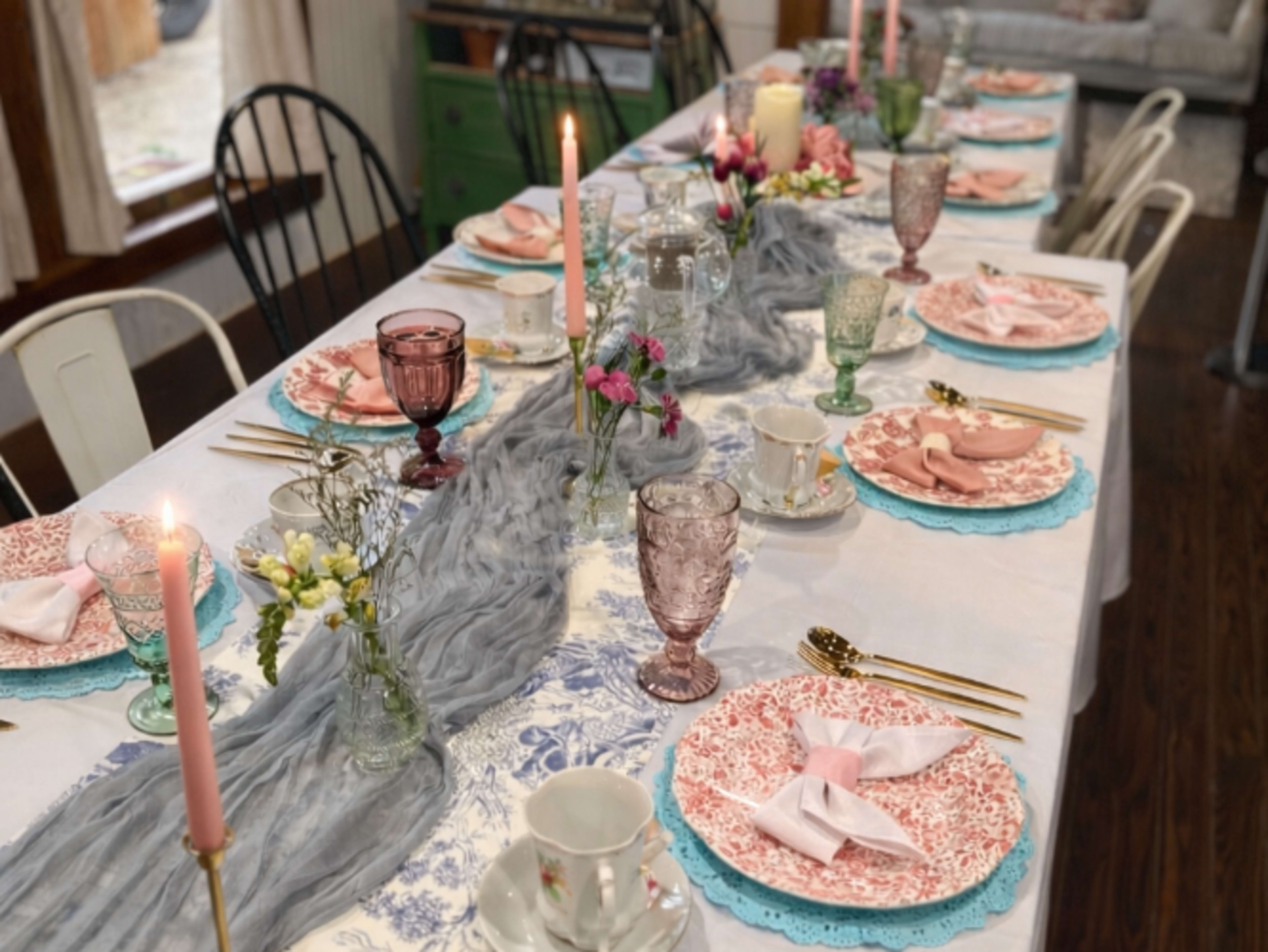 Fully Styled Farmhouse Dining Table