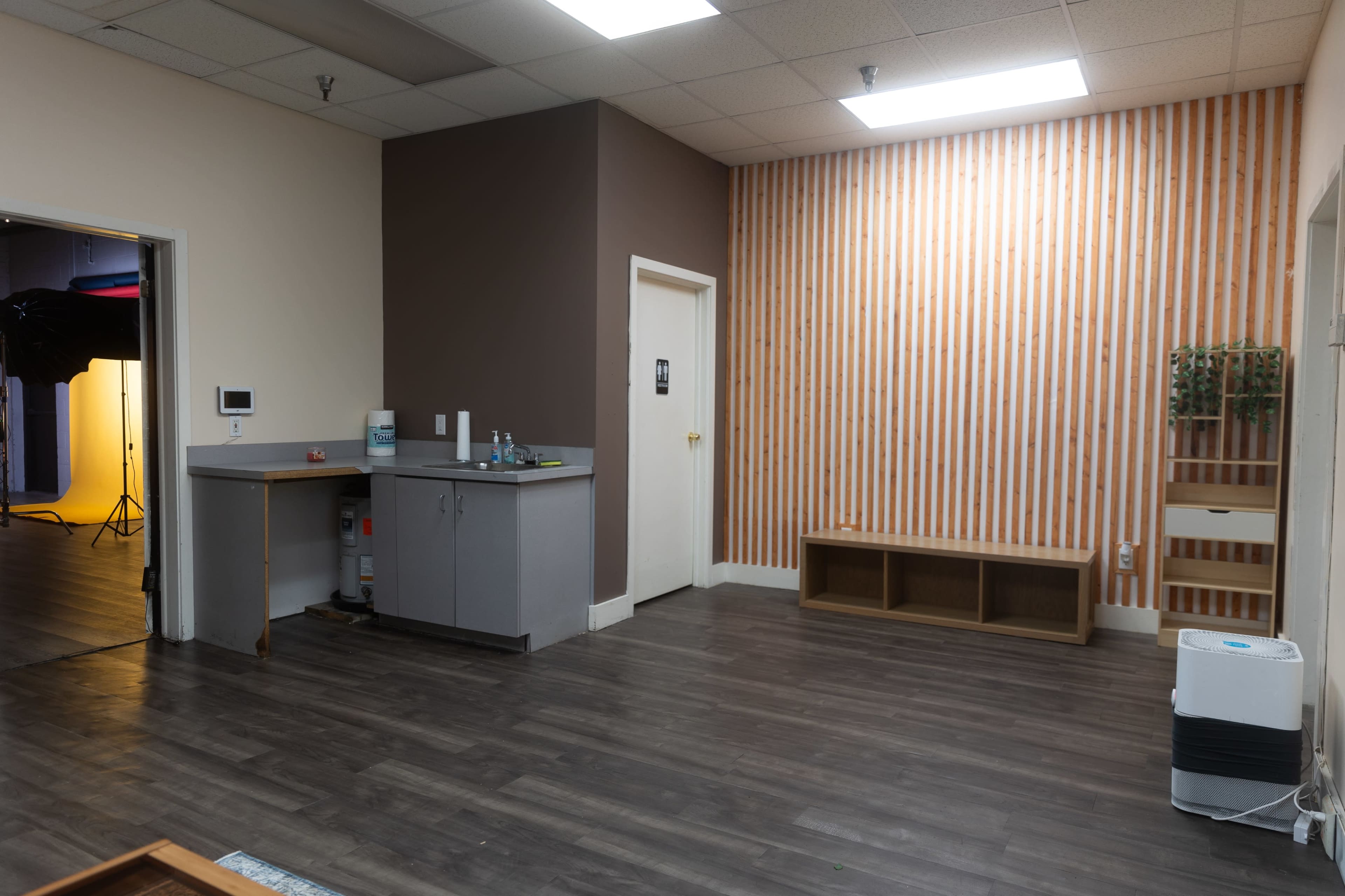 Urban Creative Photography Studio/Event Space Image in Manheim Township, Lancaster, PA