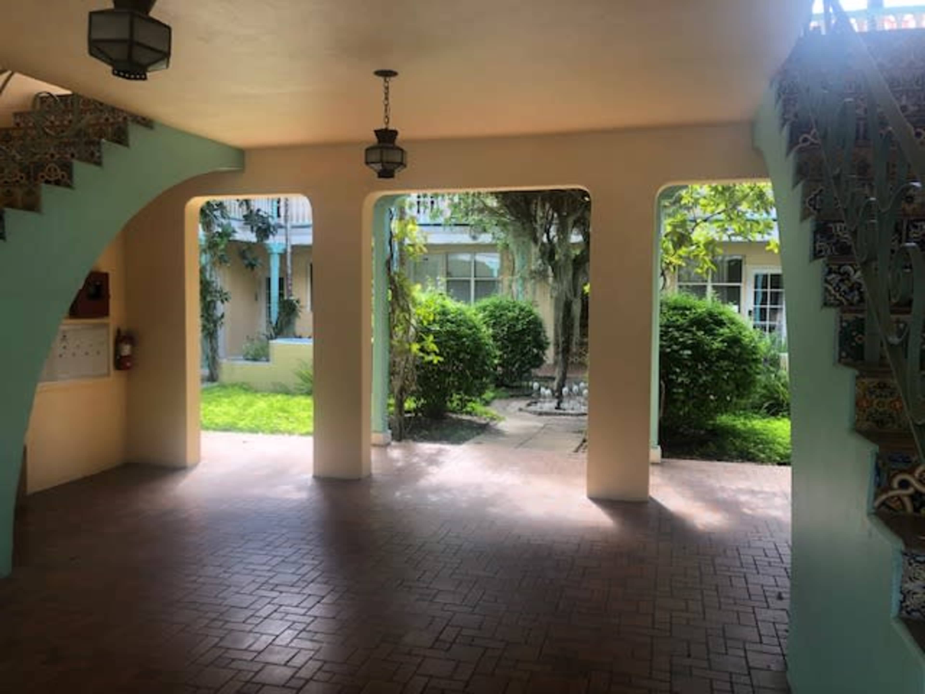 Oasis Courtyard in Art Deco Historic Building - Henry Hohauser Architect Image in Flamingo / Lummus, Miami Beach, FL